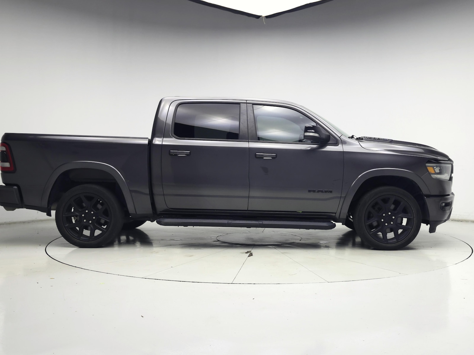 2021 RAM Ram 1500 Pickup Laramie - Photo 8