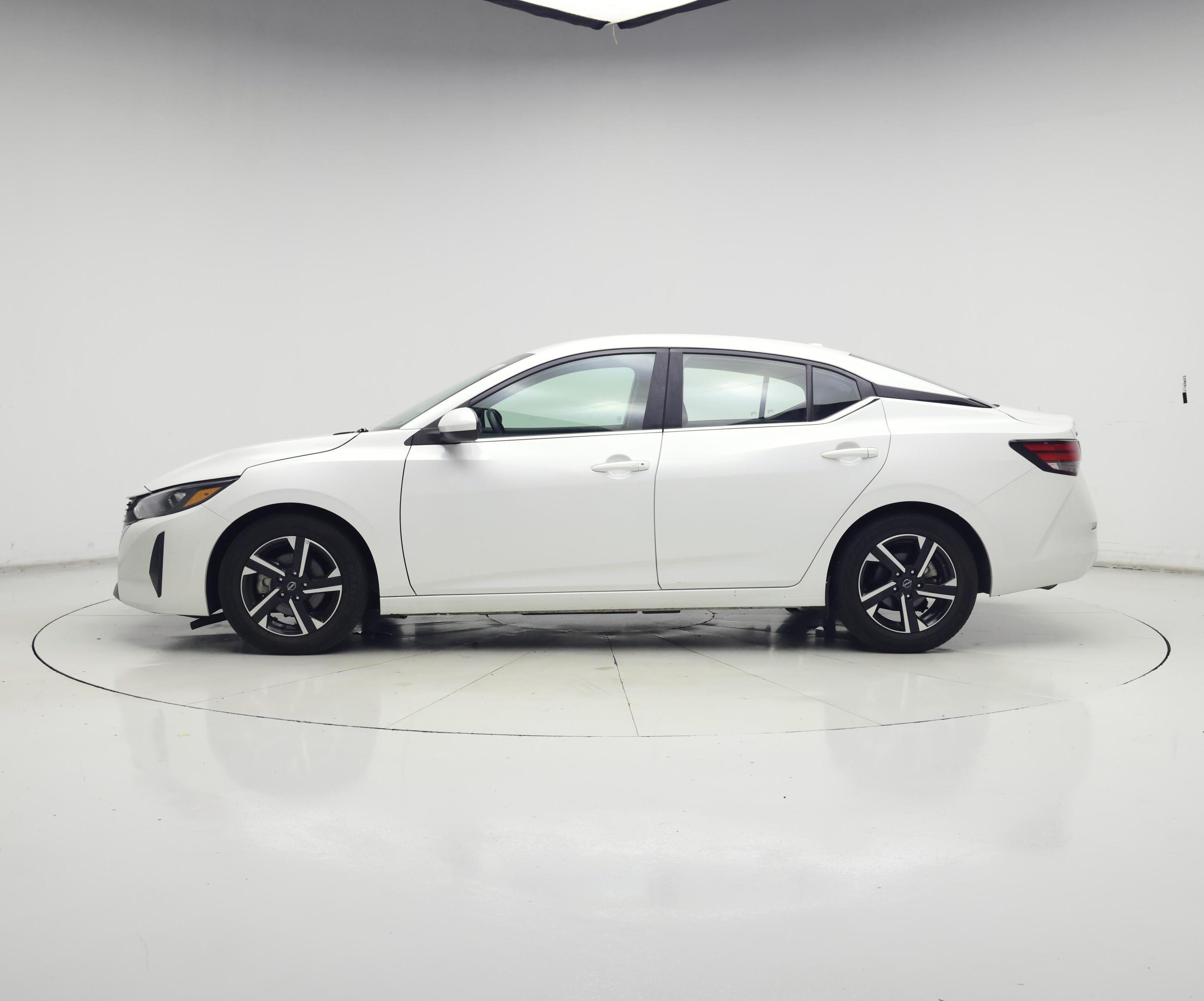 Thumbnail: 2024 Nissan Sentra - 3
