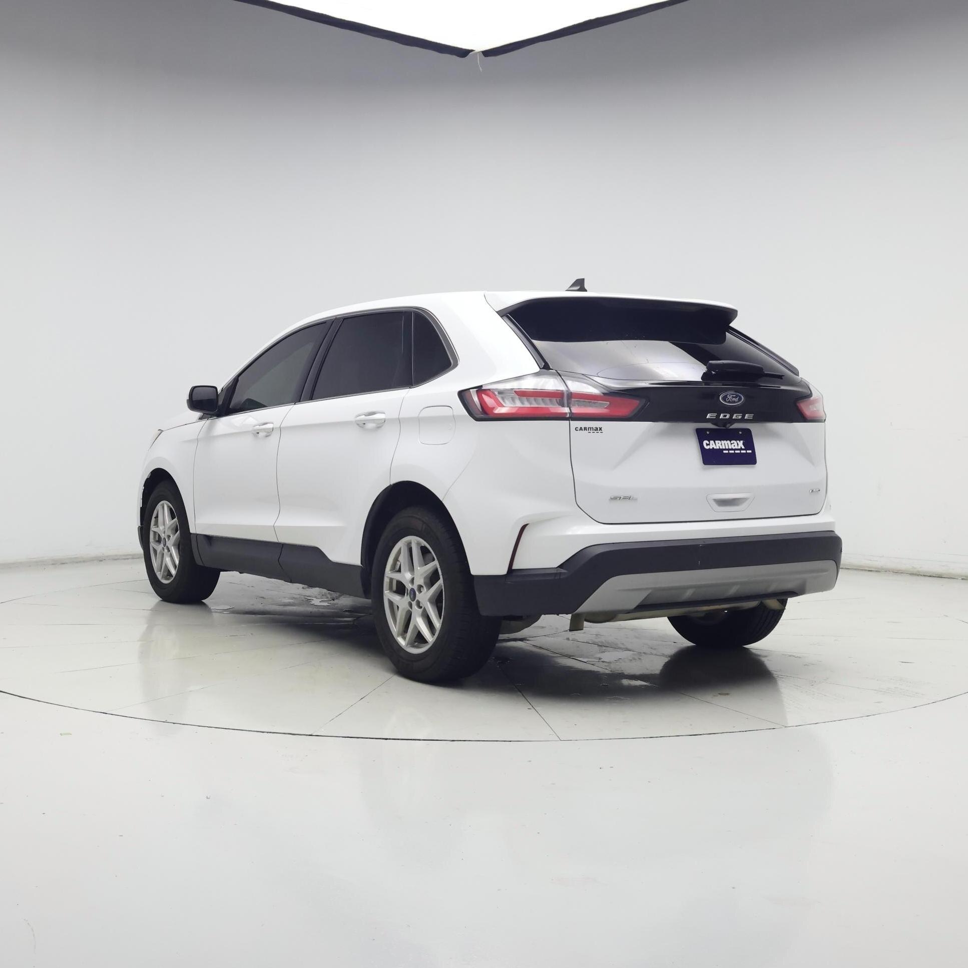 Thumbnail: 2022 Ford Edge - 2