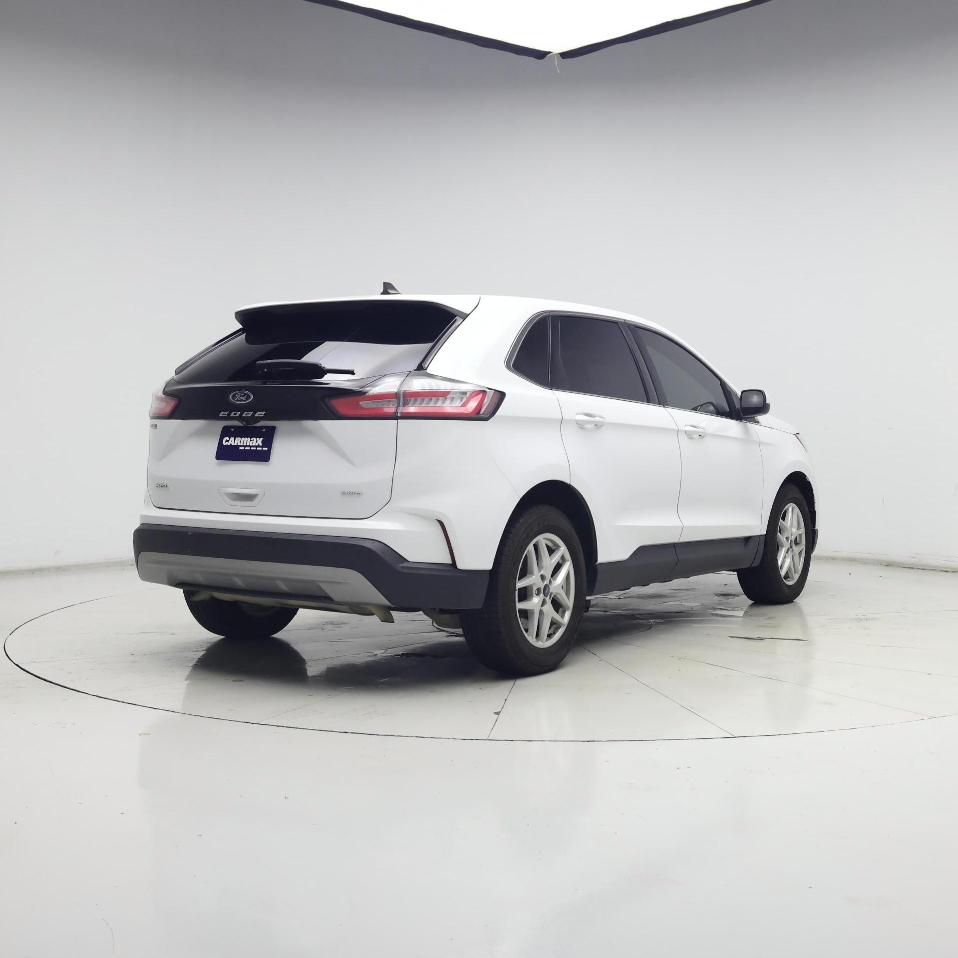 Thumbnail: 2022 Ford Edge - 8