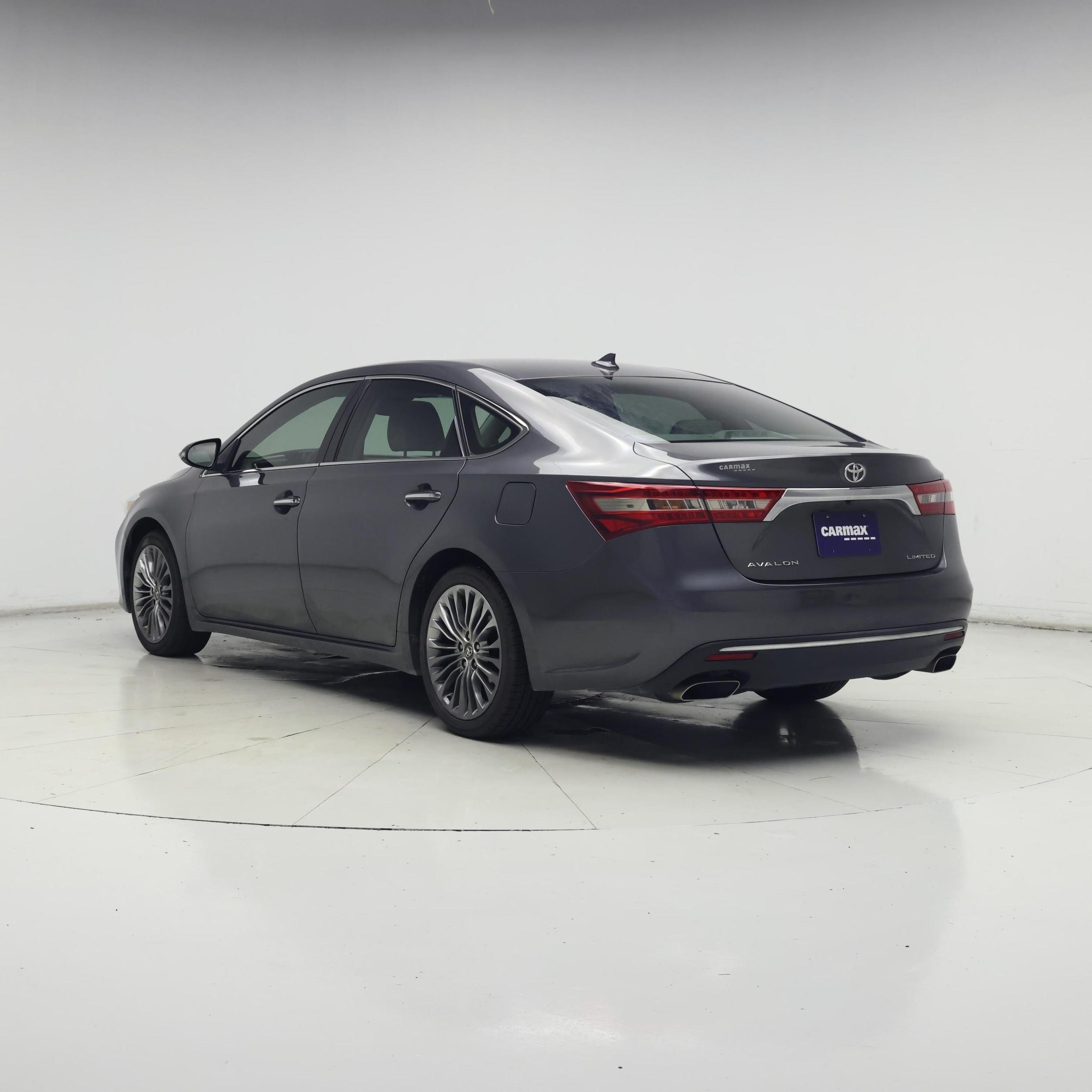 Thumbnail: 2016 Toyota Avalon - 2