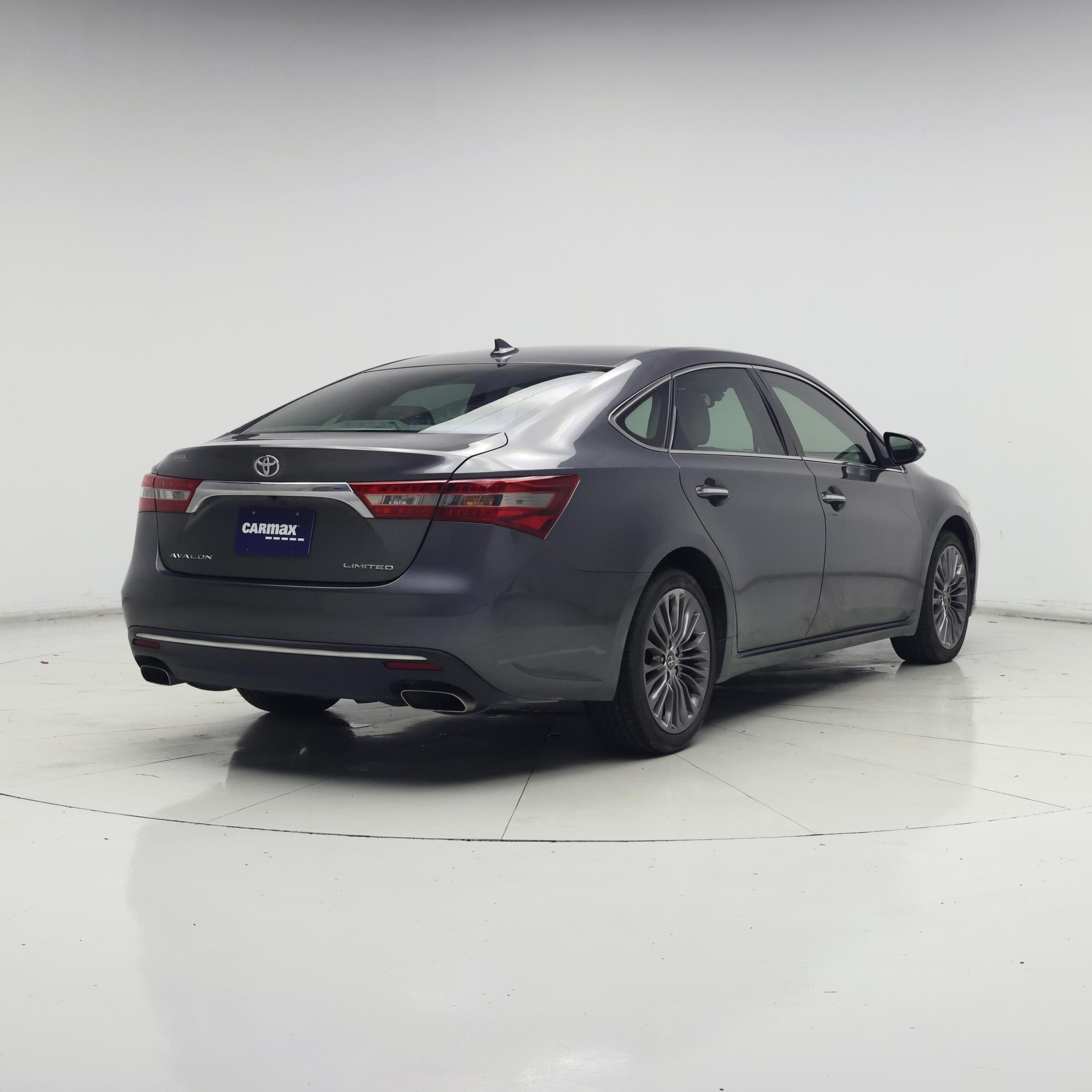 Thumbnail: 2016 Toyota Avalon - 8