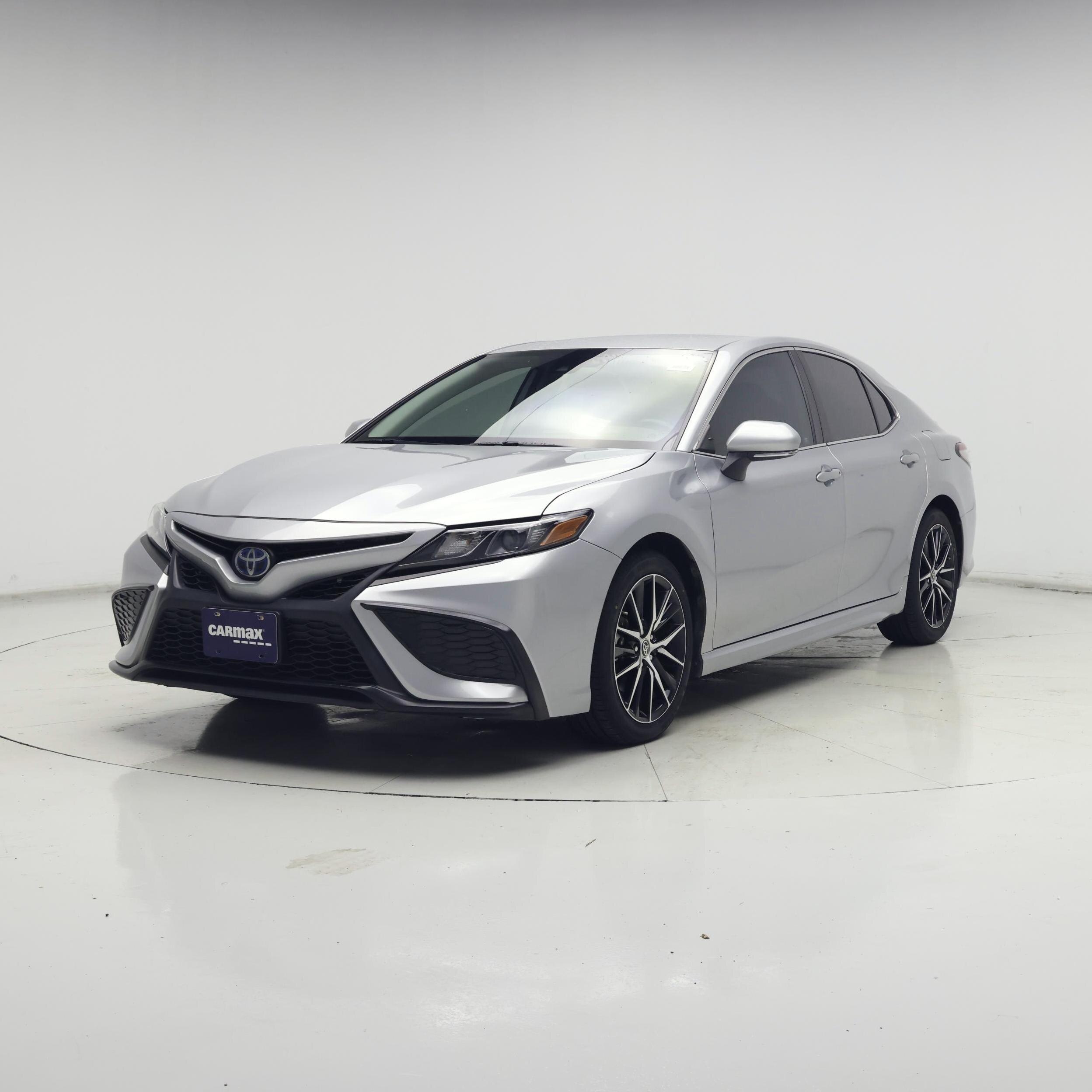 Thumbnail: 2022 Toyota Camry - 4