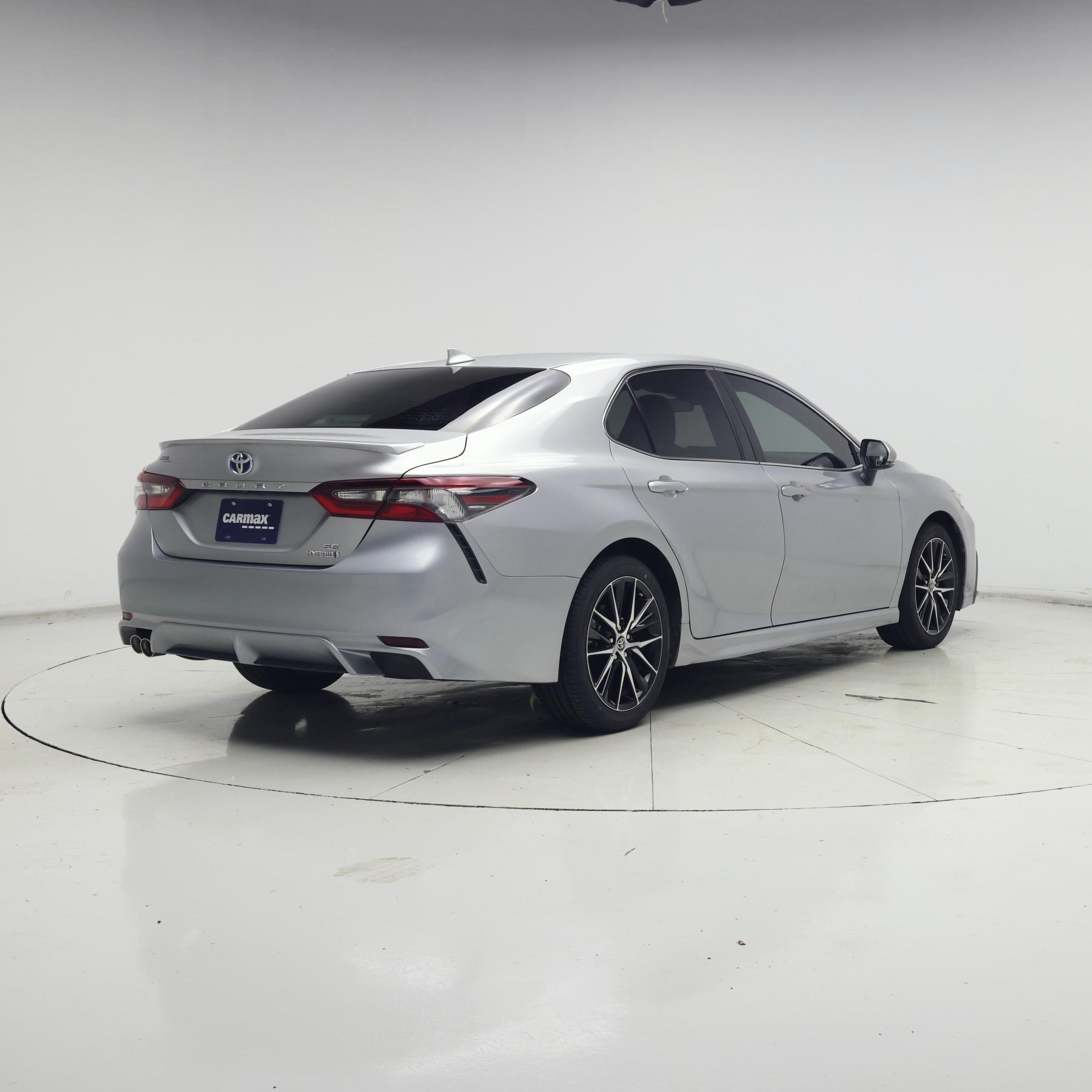 Thumbnail: 2022 Toyota Camry - 8