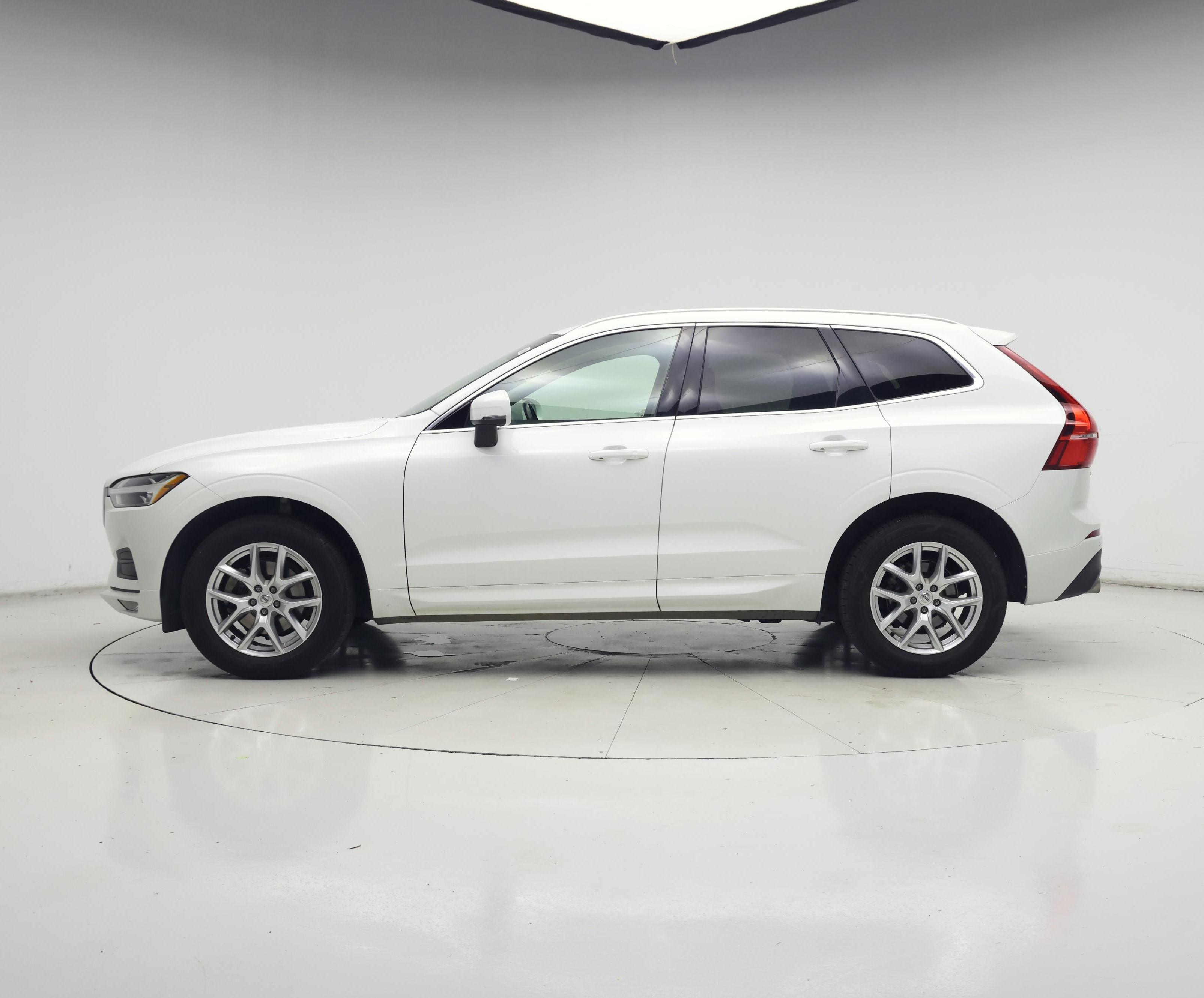 Thumbnail: 2021 Volvo XC60 - 3