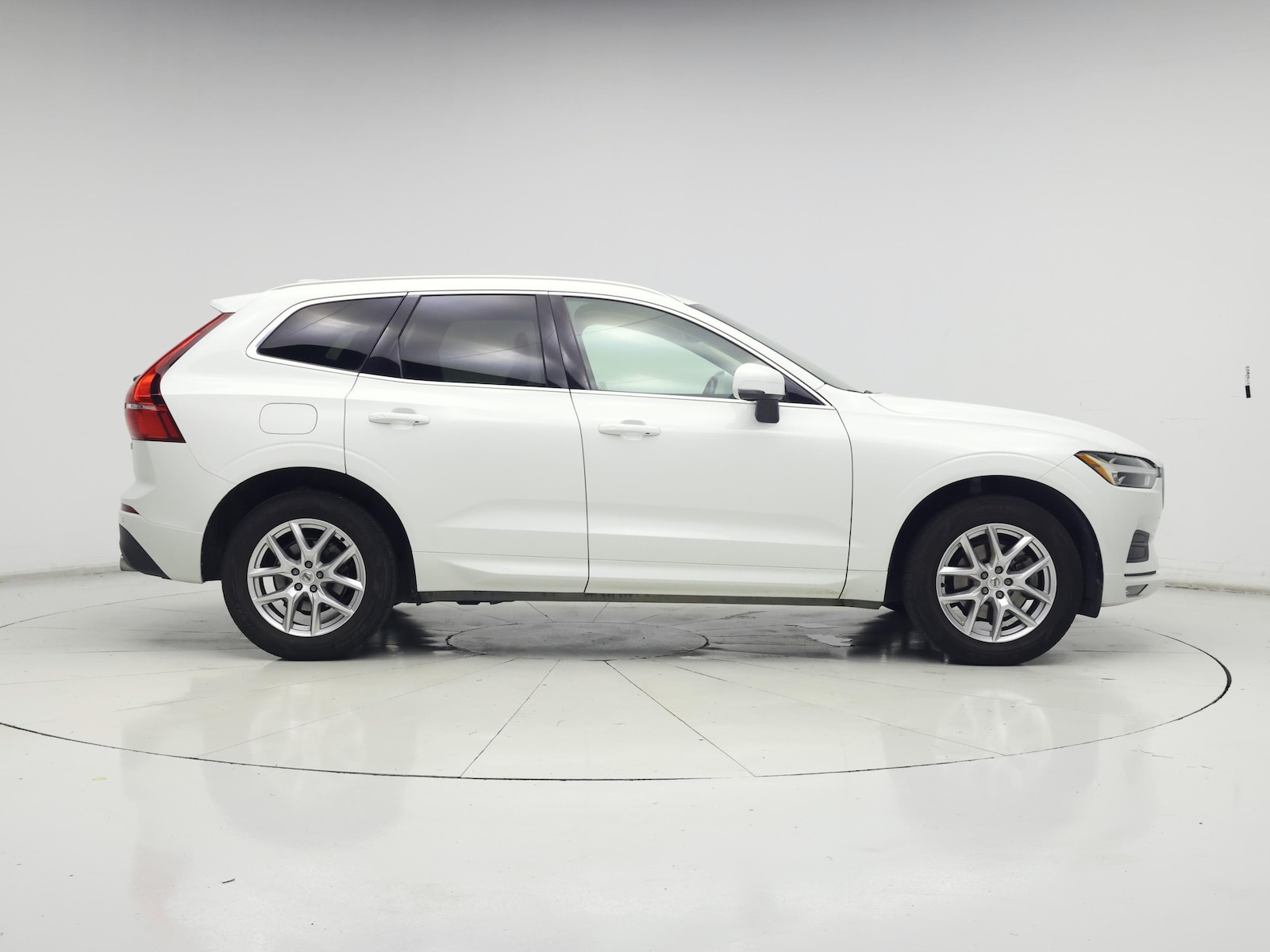2021 Volvo XC60 Momentum - Photo 8
