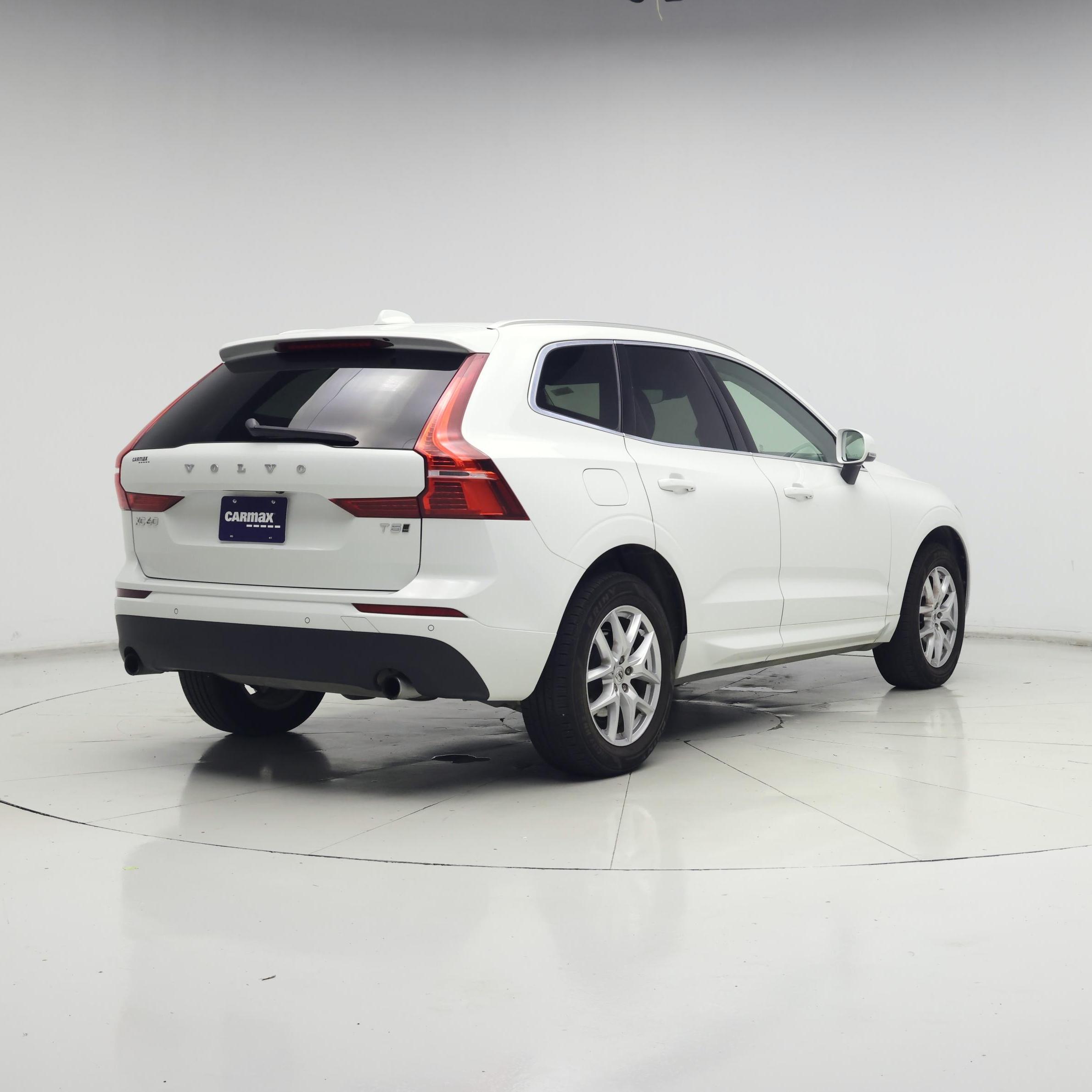 Thumbnail: 2021 Volvo XC60 - 8
