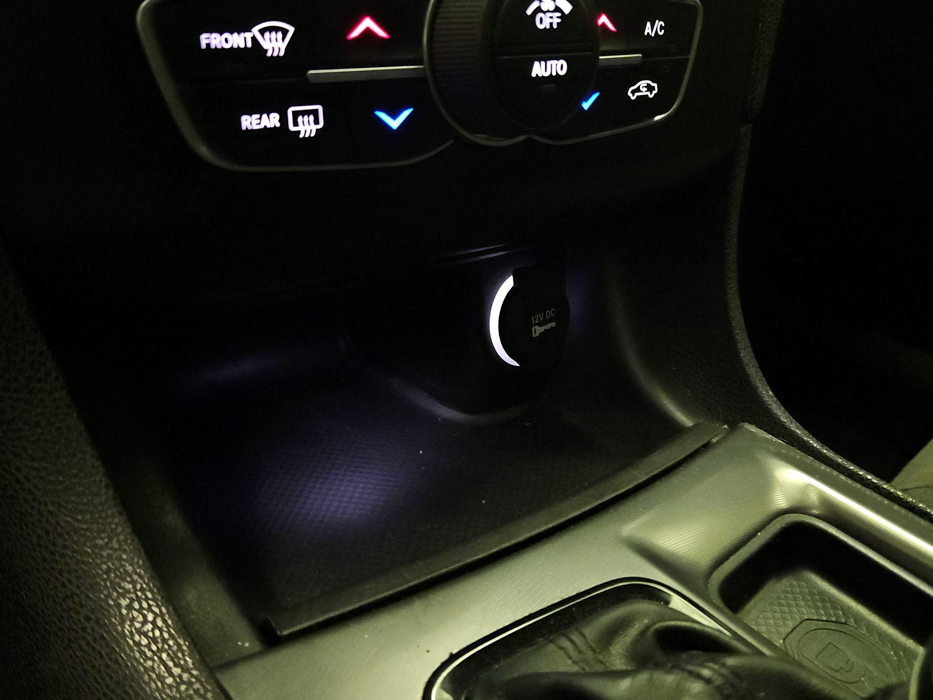 Thumbnail: 2021 Dodge Charger - 18
