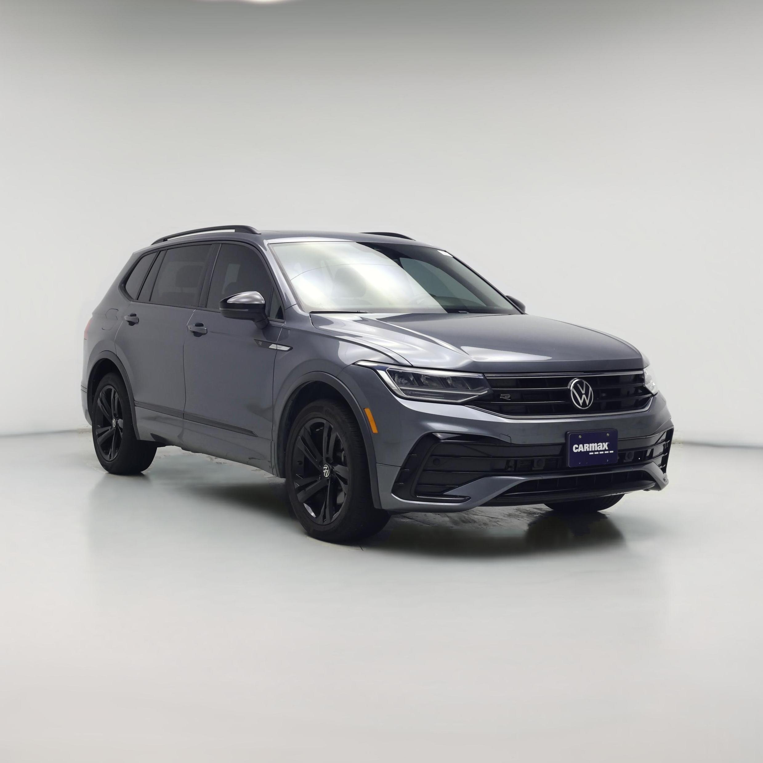 Thumbnail: 2023 Volkswagen Tiguan - 1