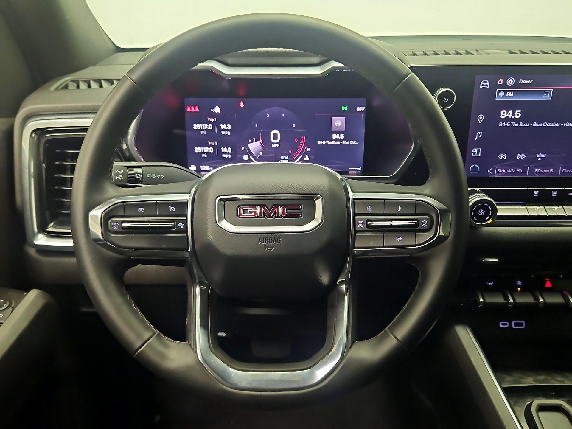 Thumbnail: 2025 GMC Canyon - 10