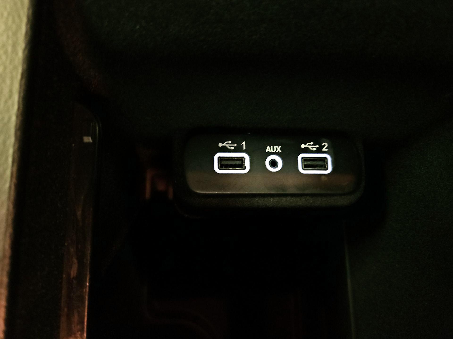 Thumbnail: 2022 Dodge Charger - 18
