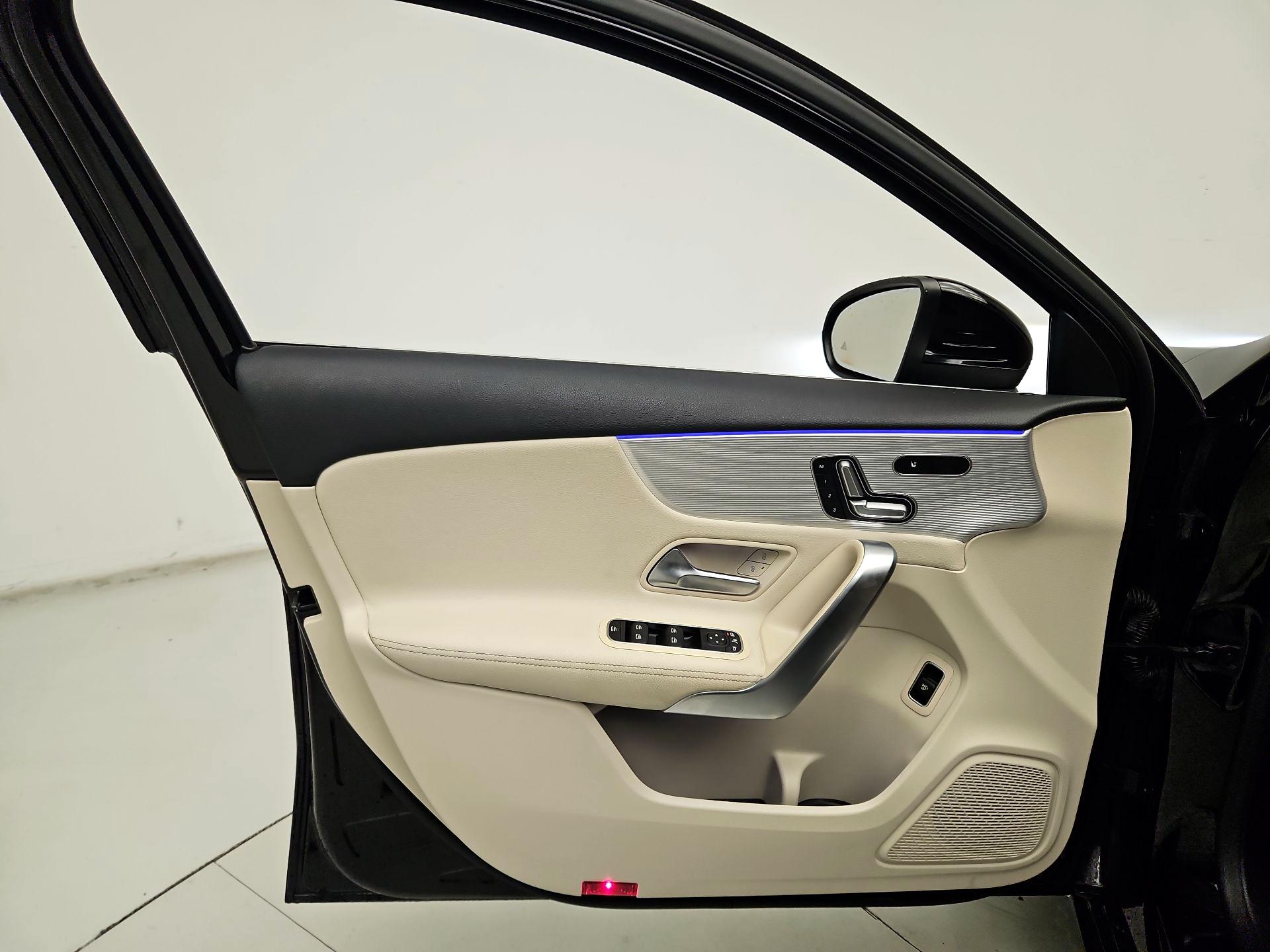 Thumbnail: 2021 Mercedes-Benz A-Class - 12
