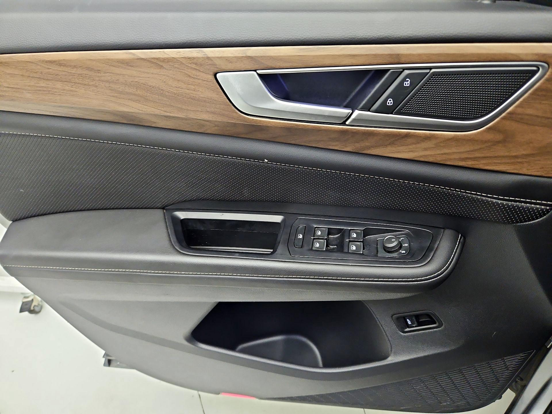 Thumbnail: 2025 Volkswagen Atlas - 12