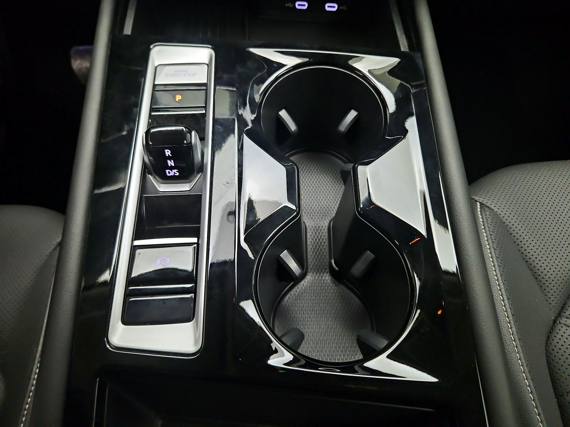 Thumbnail: 2025 Volkswagen Atlas - 17
