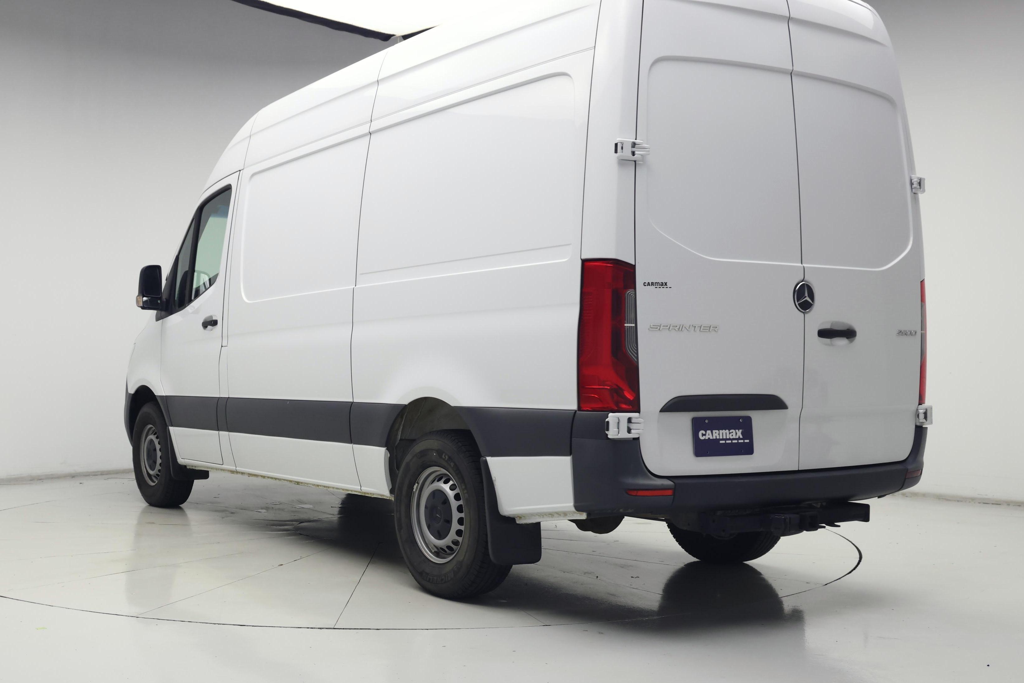 Thumbnail: 2024 Mercedes-Benz Sprinter - 2