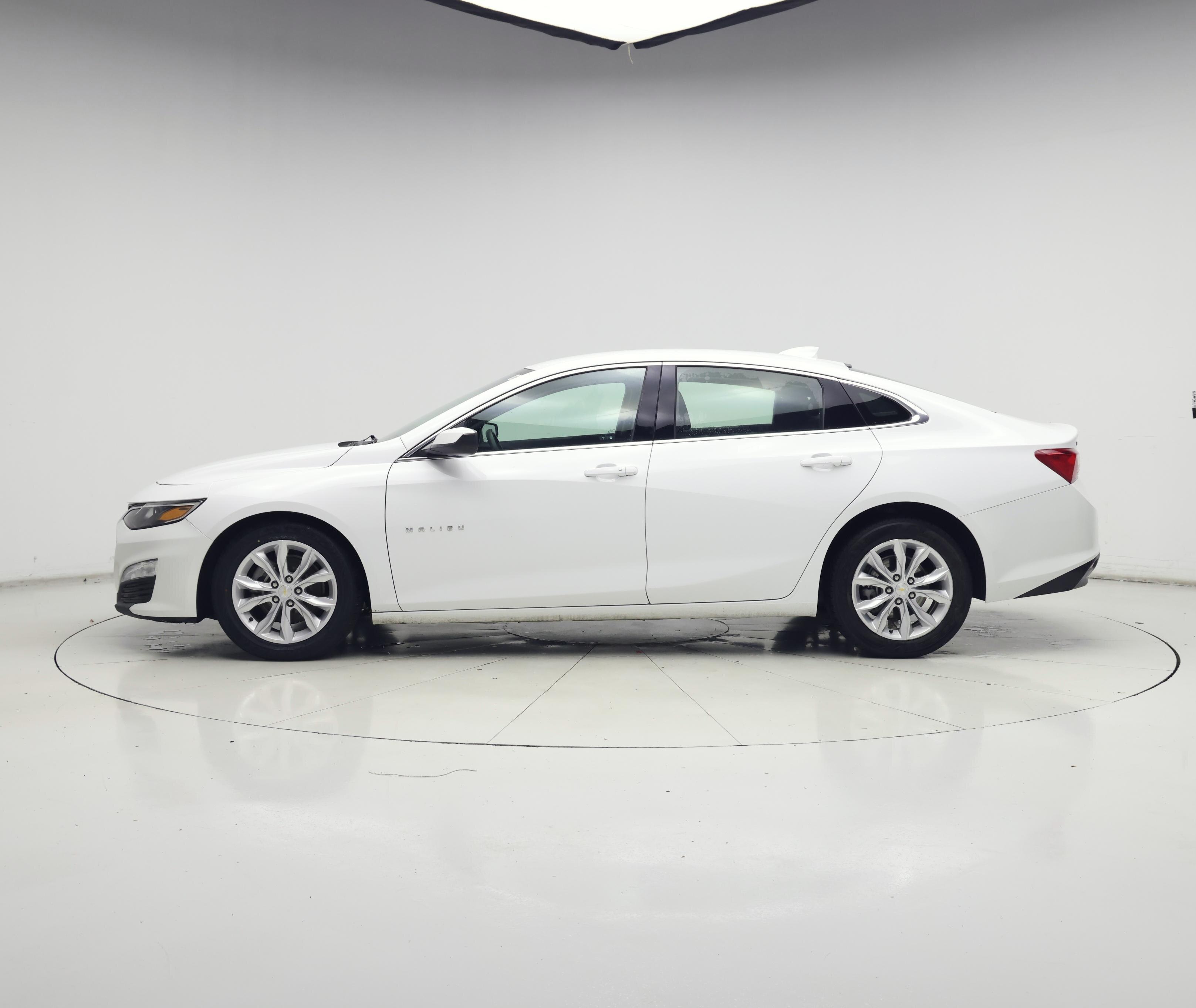 Thumbnail: 2024 Chevrolet Malibu - 3