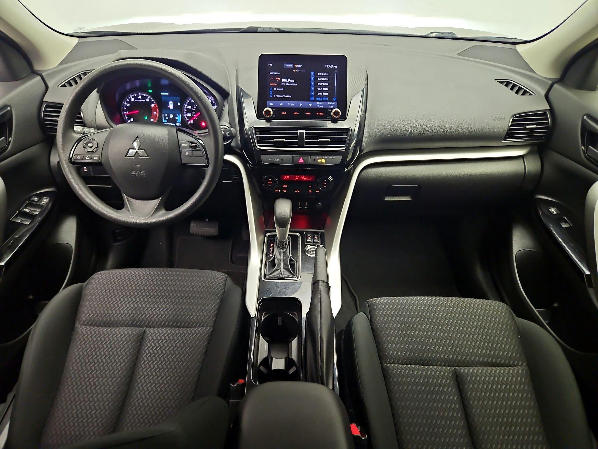 Thumbnail: 2024 Mitsubishi Eclipse Cross - 9