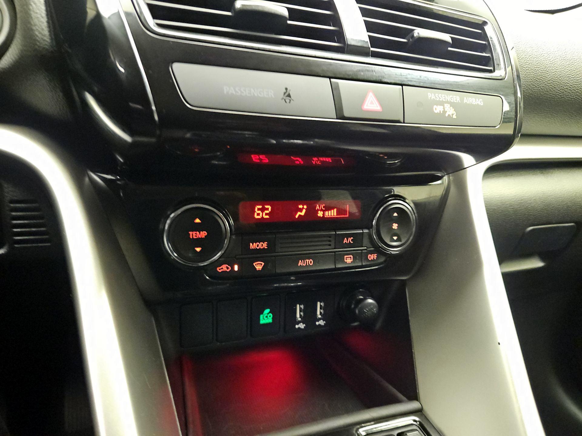 Thumbnail: 2024 Mitsubishi Eclipse Cross - 15