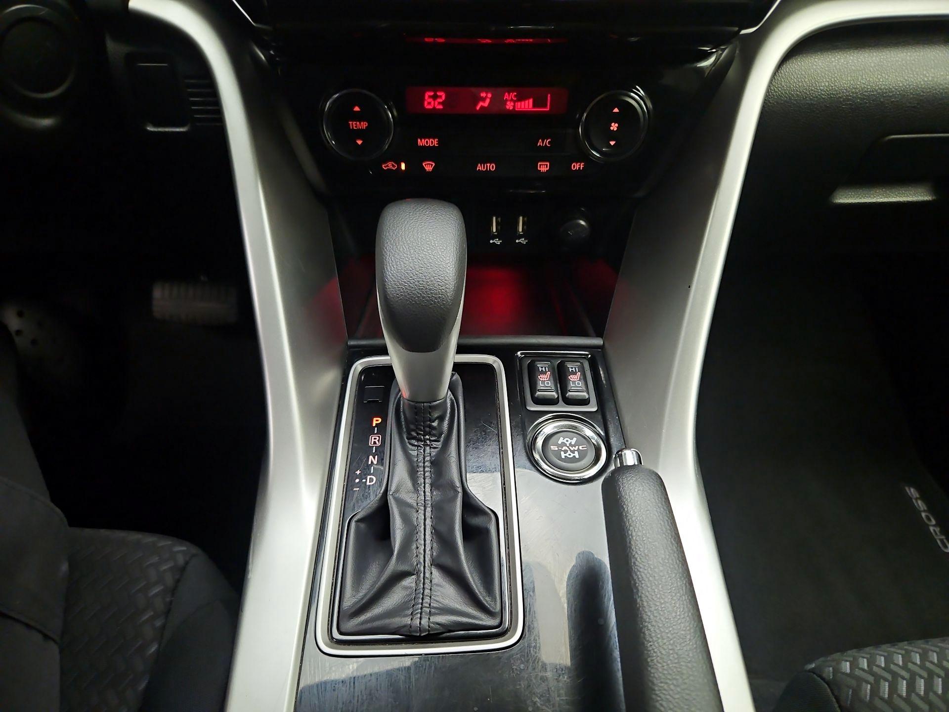 Thumbnail: 2024 Mitsubishi Eclipse Cross - 16