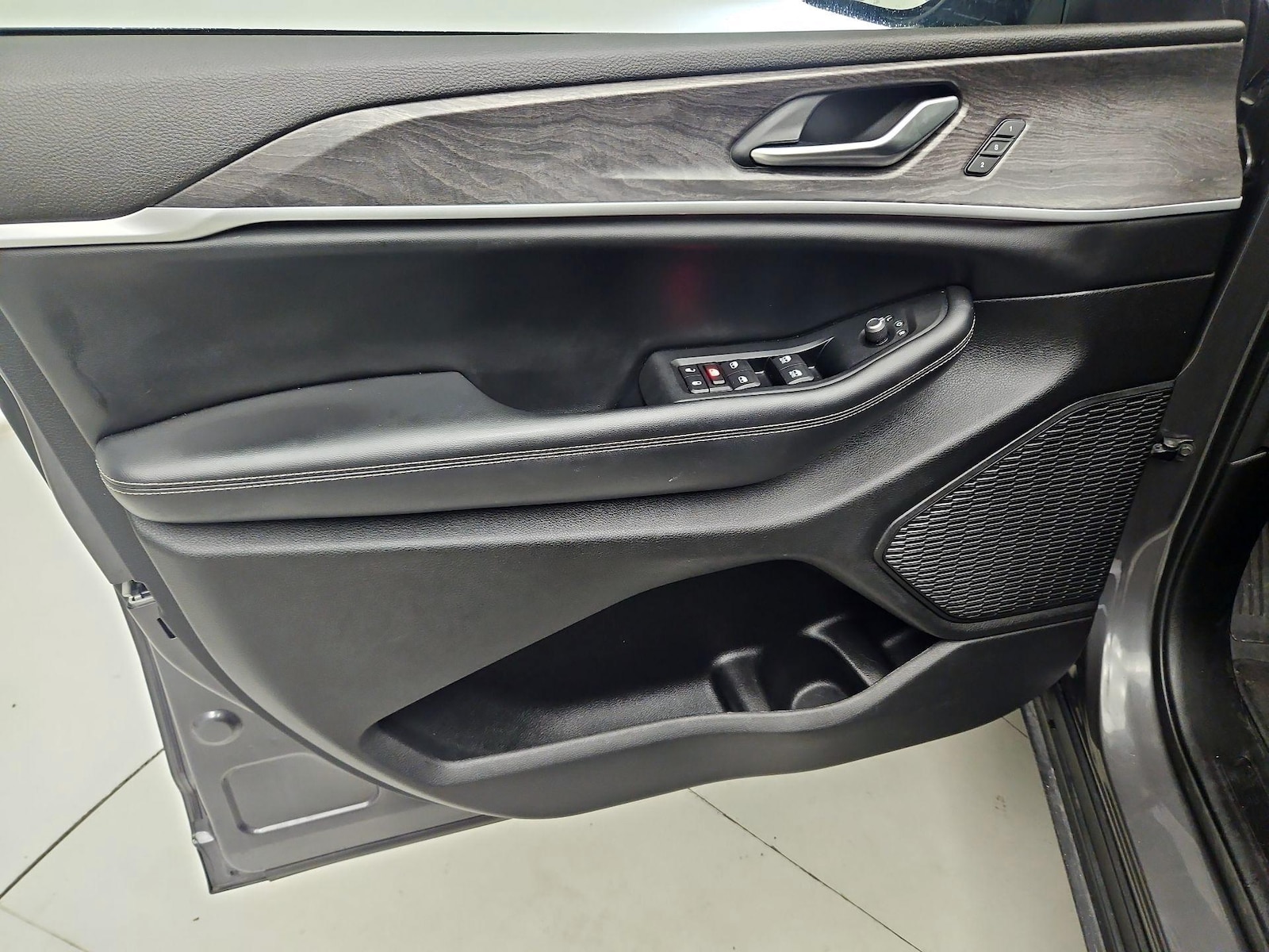 2023 Jeep Grand Cherokee L Limited - Photo 13