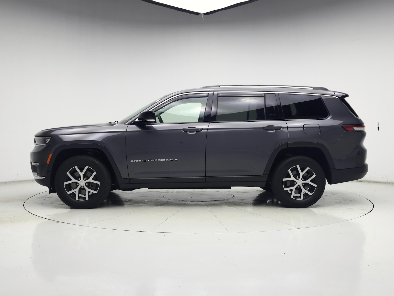2023 Jeep Grand Cherokee L Limited - Photo 4