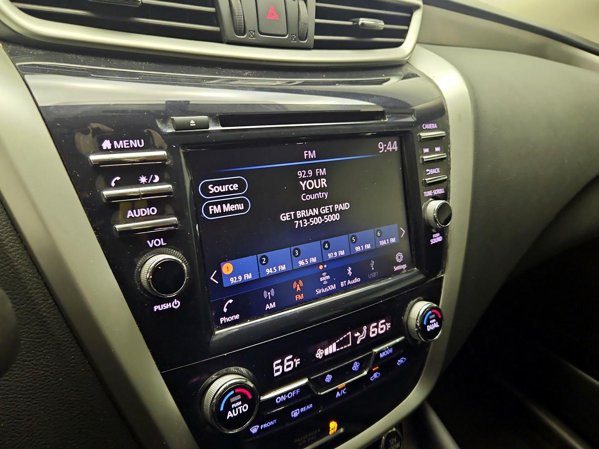 Thumbnail: 2019 Nissan Murano - 15