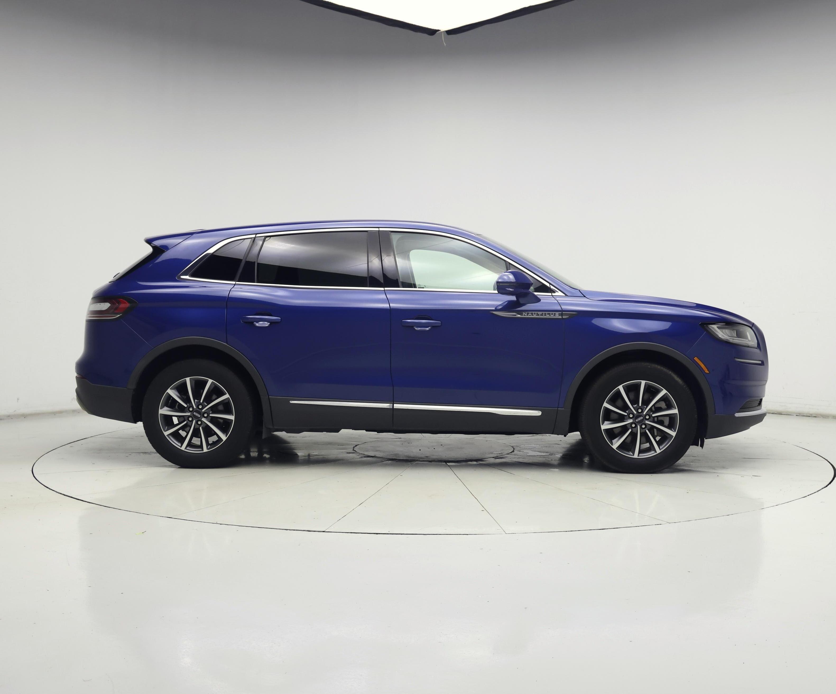 Thumbnail: 2021 Lincoln Nautilus - 7