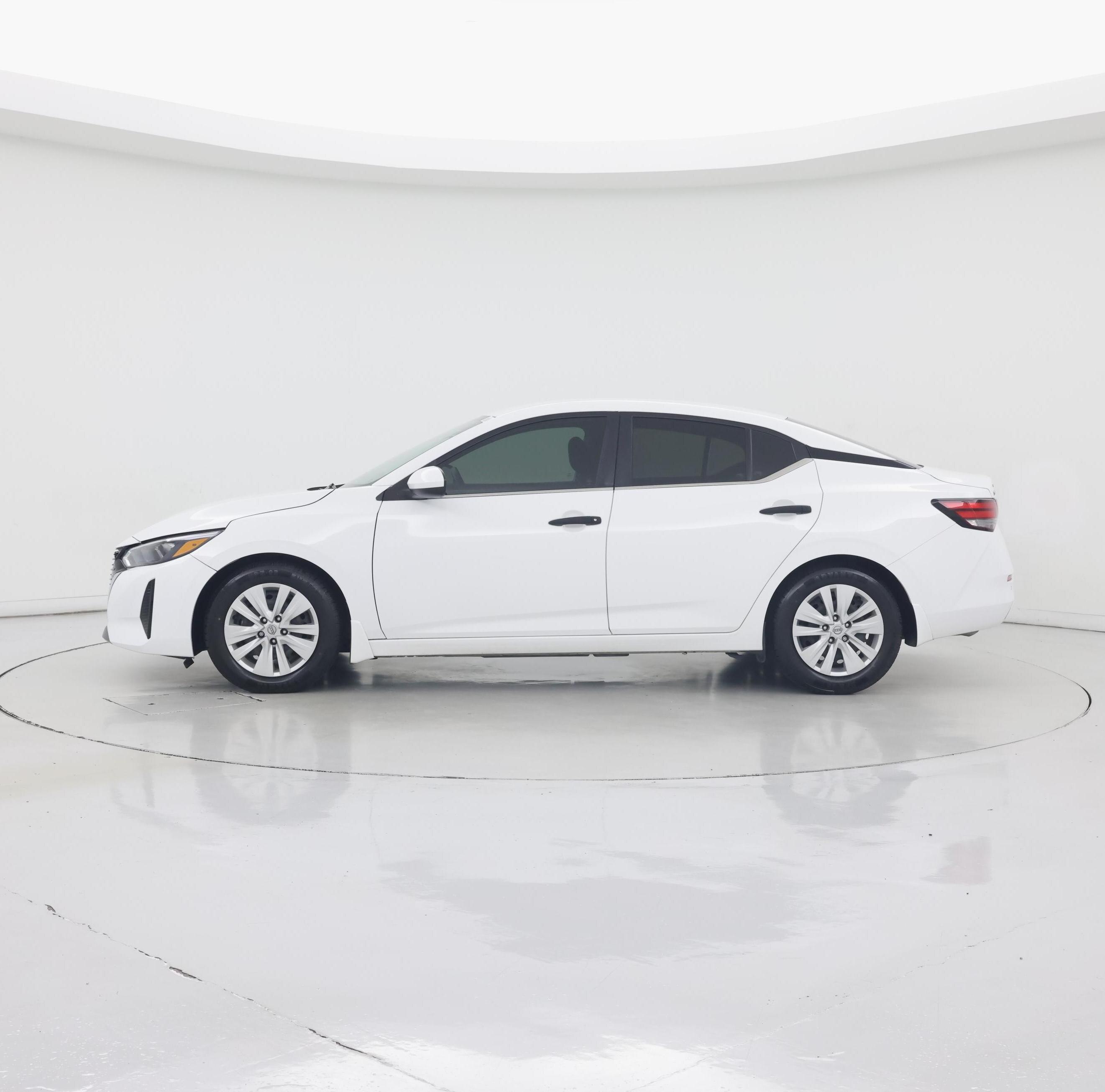 Thumbnail: 2024 Nissan Sentra - 3