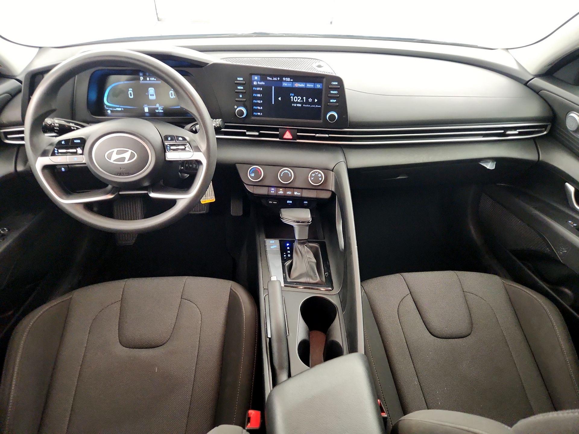 Thumbnail: 2024 Hyundai Elantra - 9