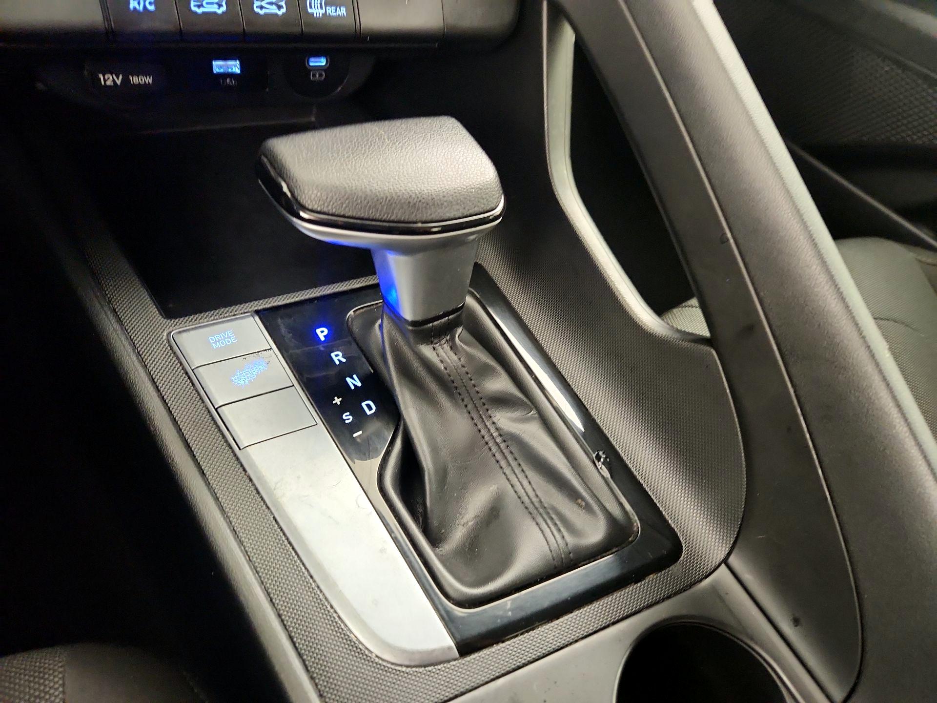 Thumbnail: 2024 Hyundai Elantra - 17