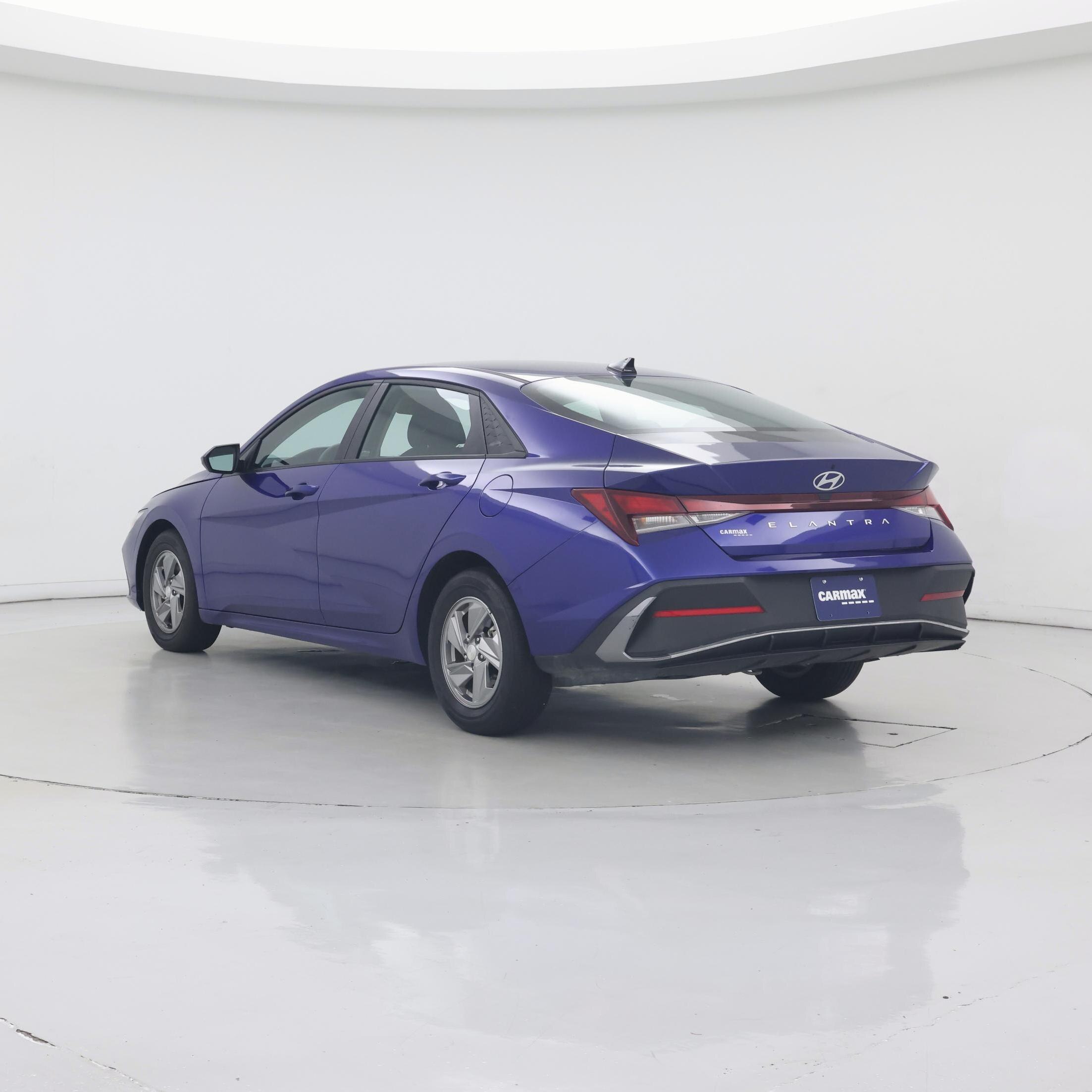 Thumbnail: 2024 Hyundai Elantra - 2