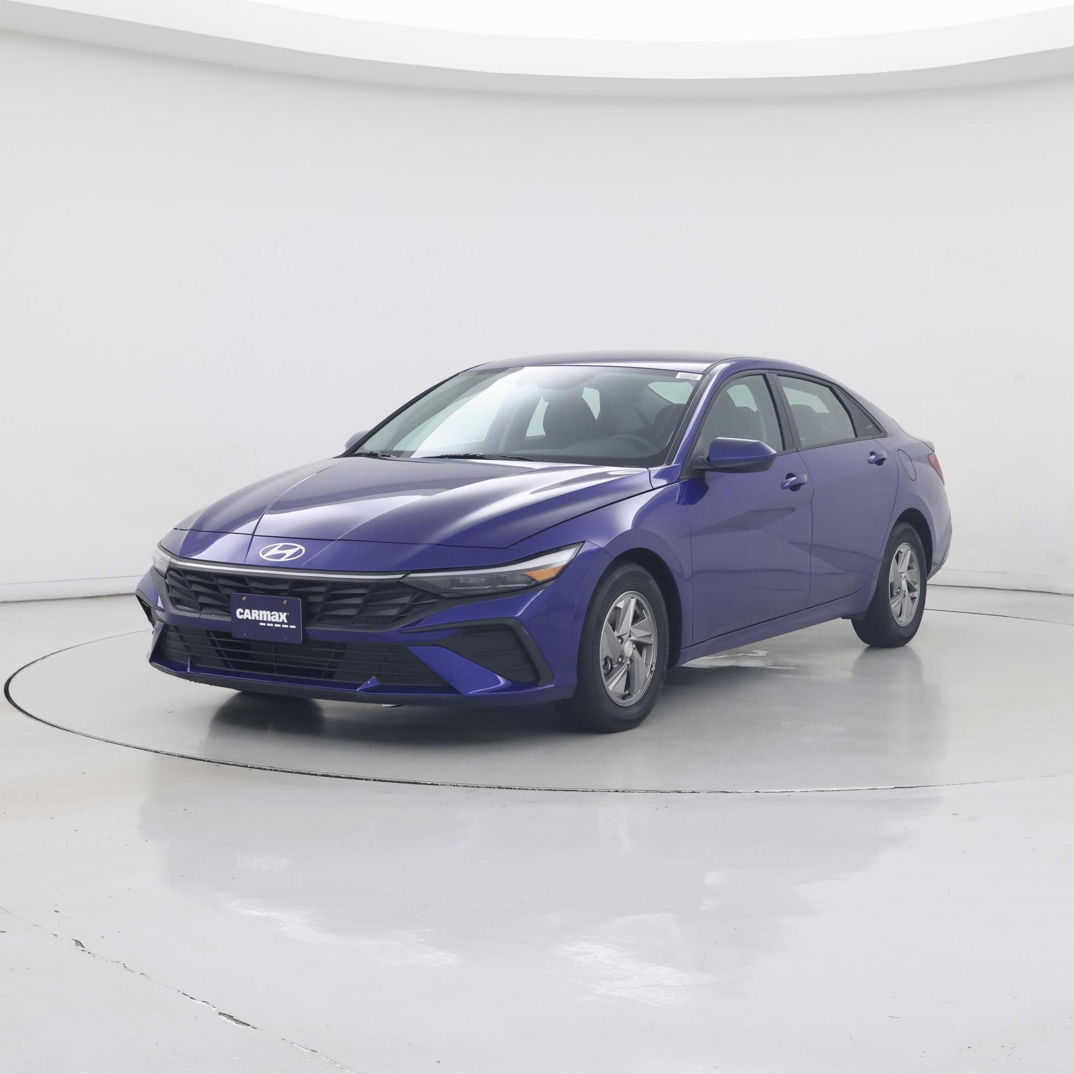 Thumbnail: 2024 Hyundai Elantra - 4