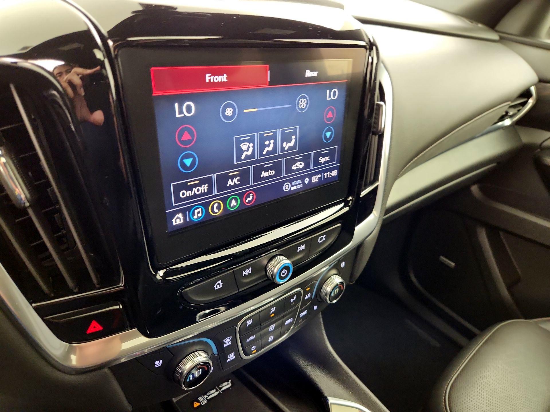 Thumbnail: 2023 Chevrolet Traverse - 17