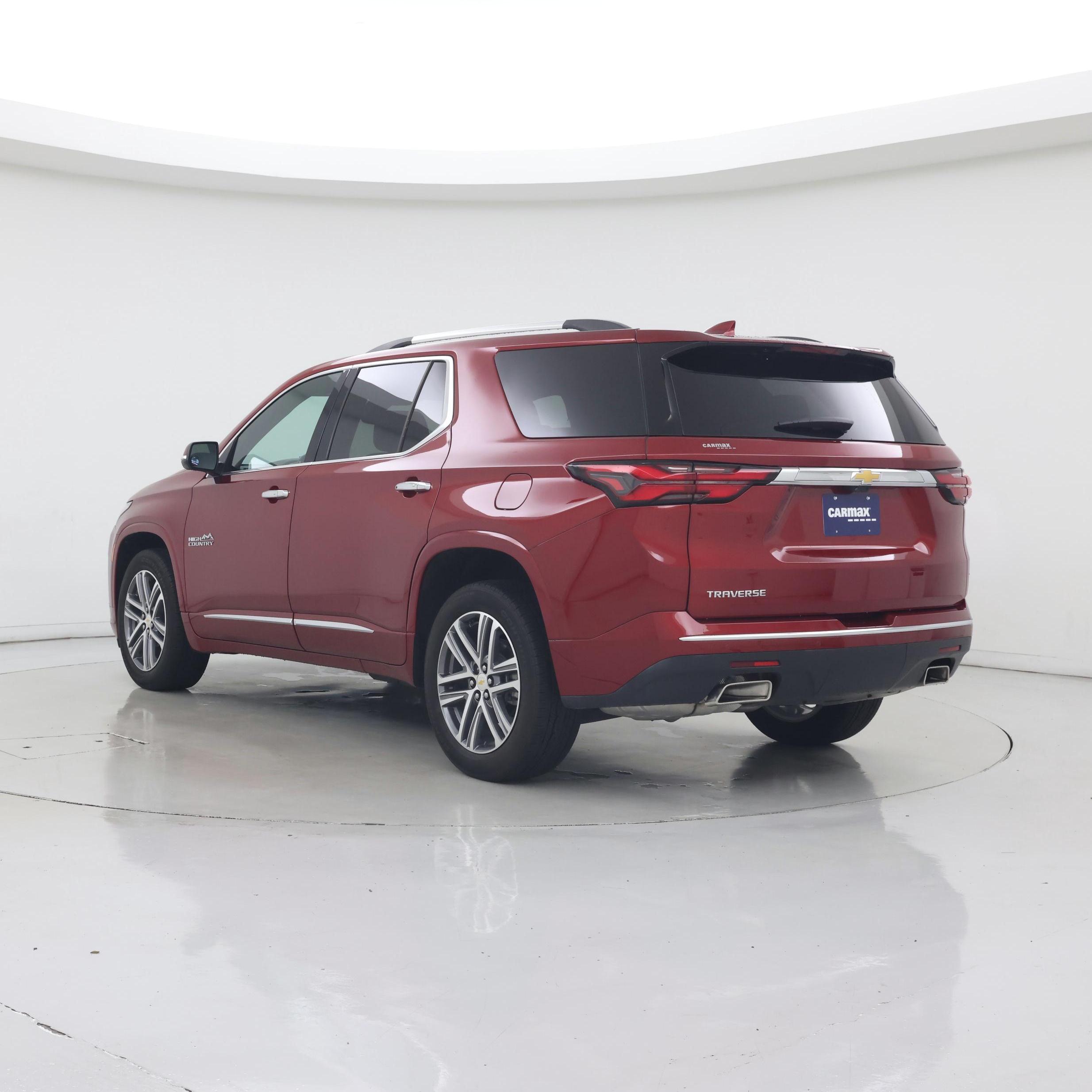 Thumbnail: 2023 Chevrolet Traverse - 2