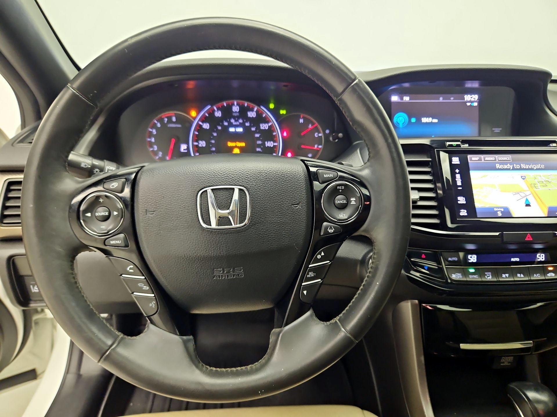 Thumbnail: 2016 Honda Accord - 10