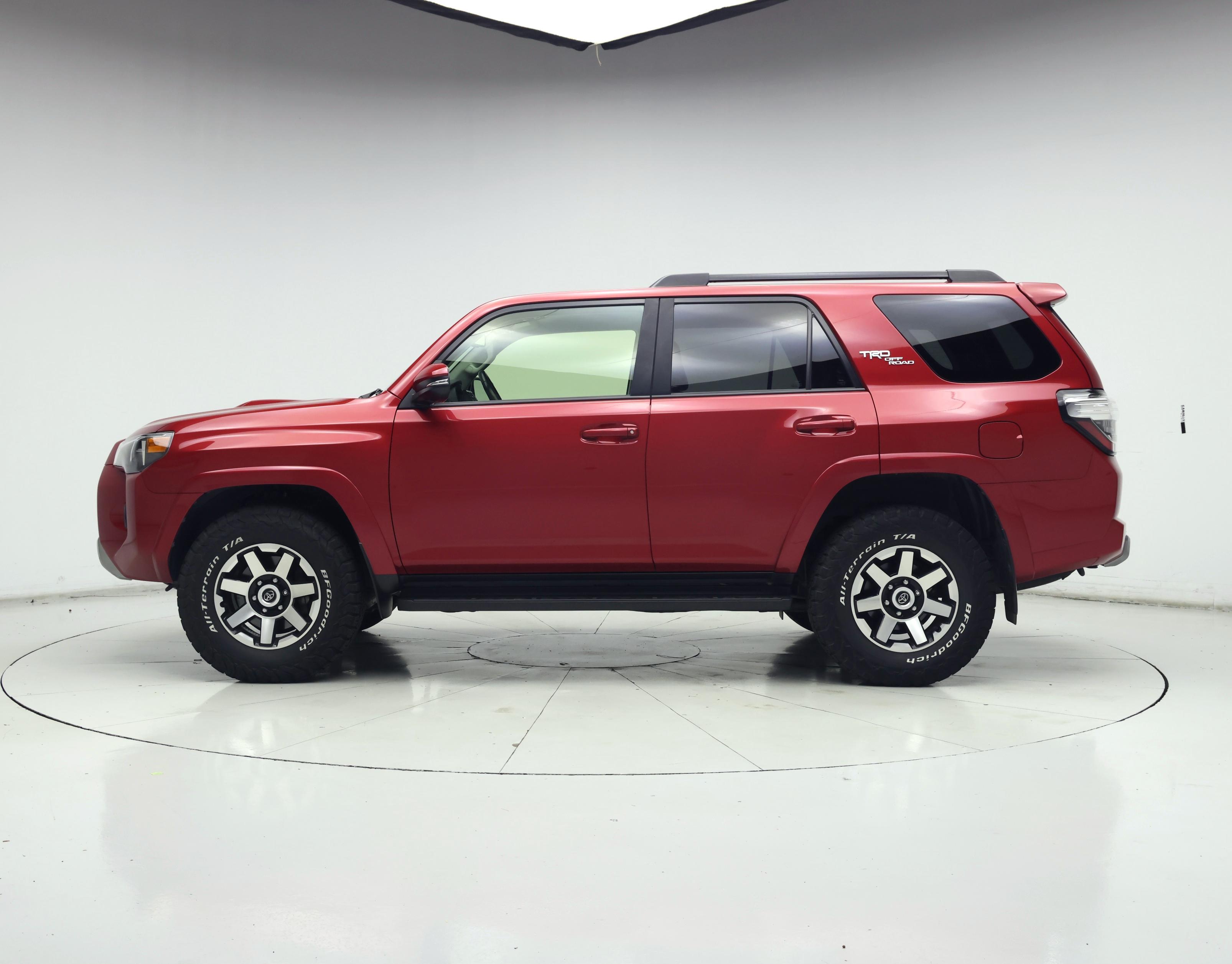 Thumbnail: 2023 Toyota 4Runner - 3
