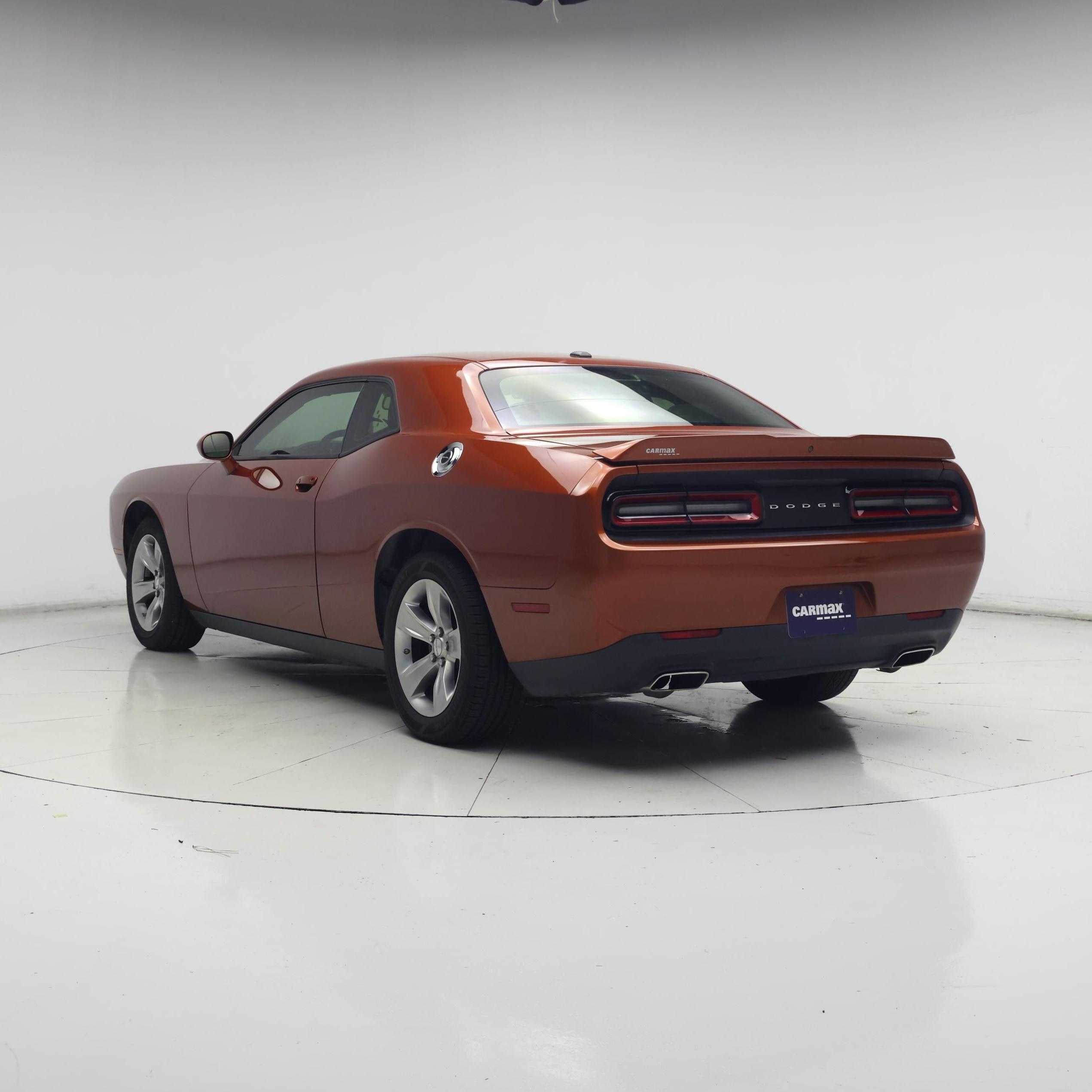 Thumbnail: 2022 Dodge Challenger - 2