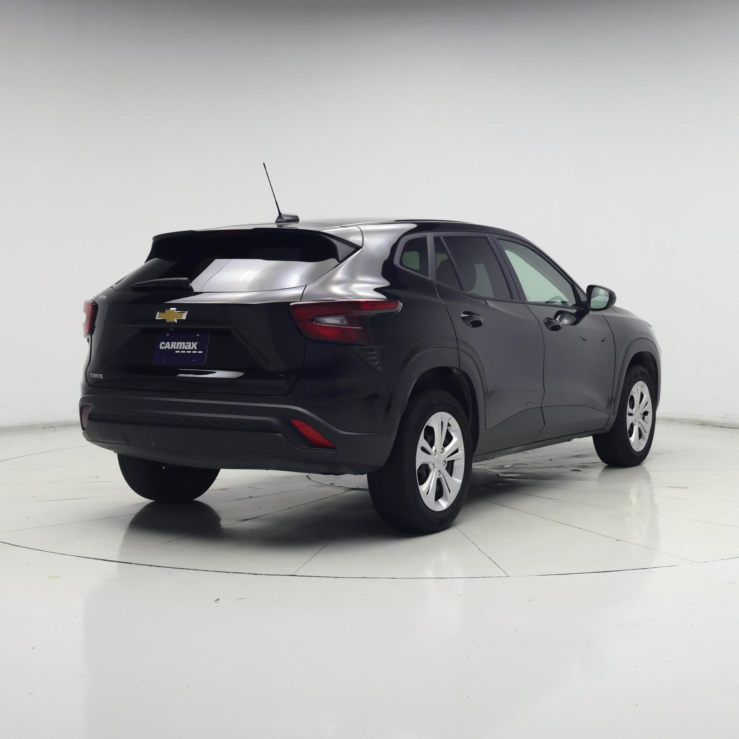 Thumbnail: 2025 Chevrolet Trax - 8