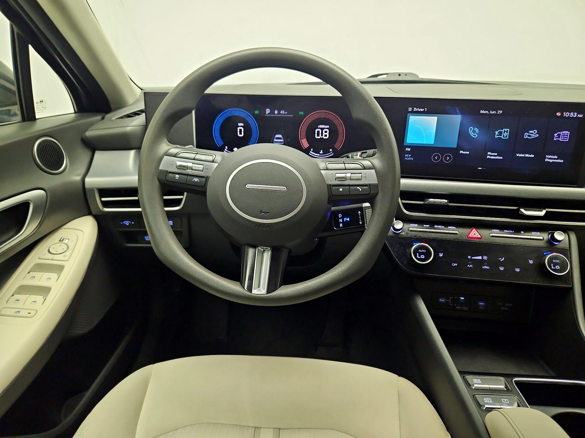 Thumbnail: 2025 Hyundai Sonata - 10