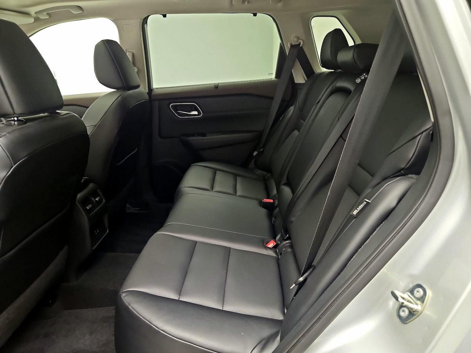 2021 Nissan Rogue SV - Photo 21