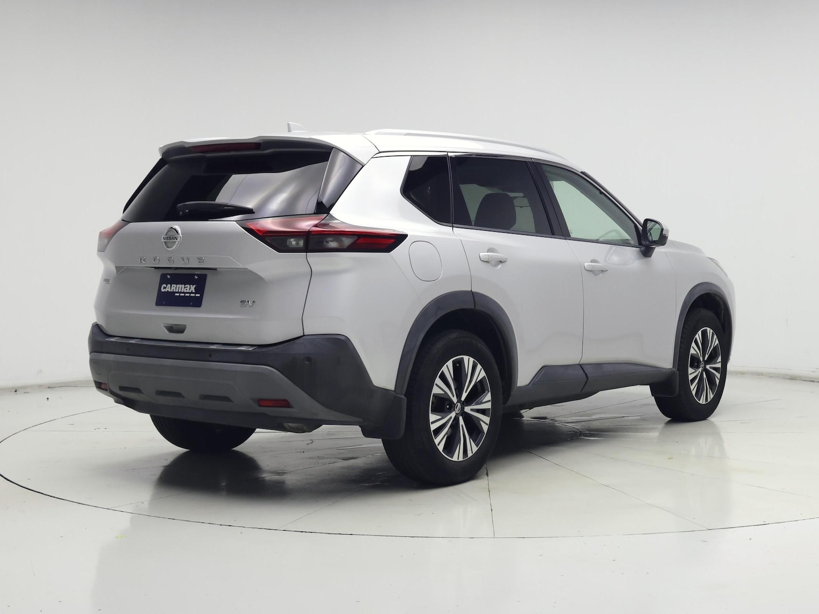 2021 Nissan Rogue SV - Photo 9