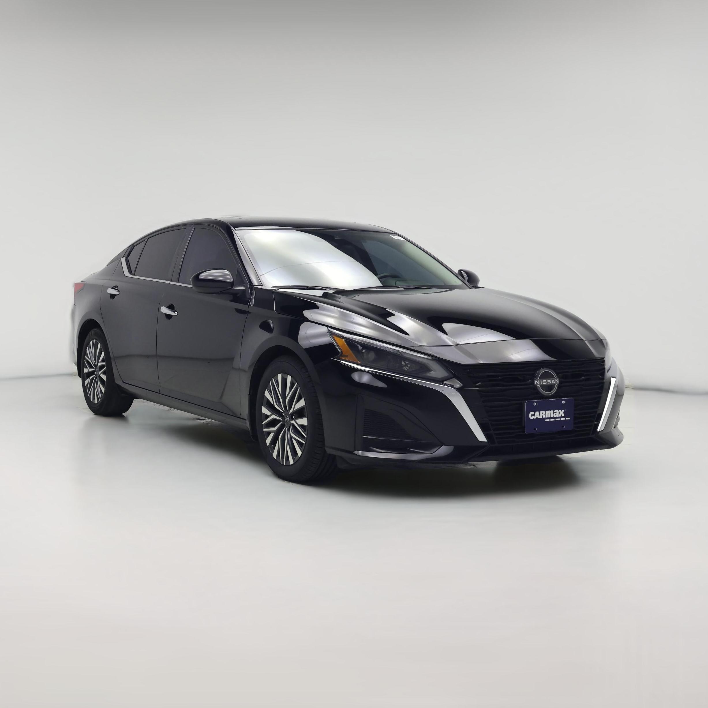 Thumbnail: 2024 Nissan Altima - 1