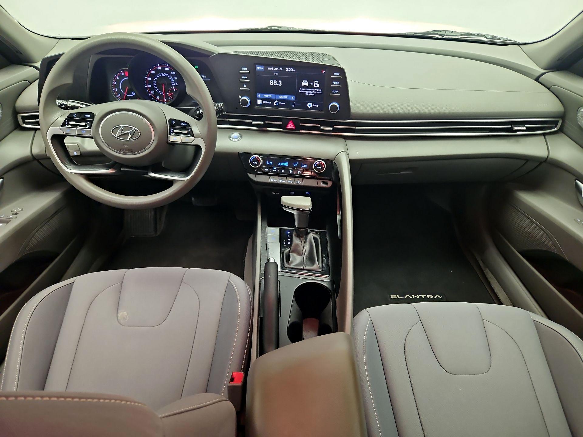 Thumbnail: 2023 Hyundai Elantra - 9