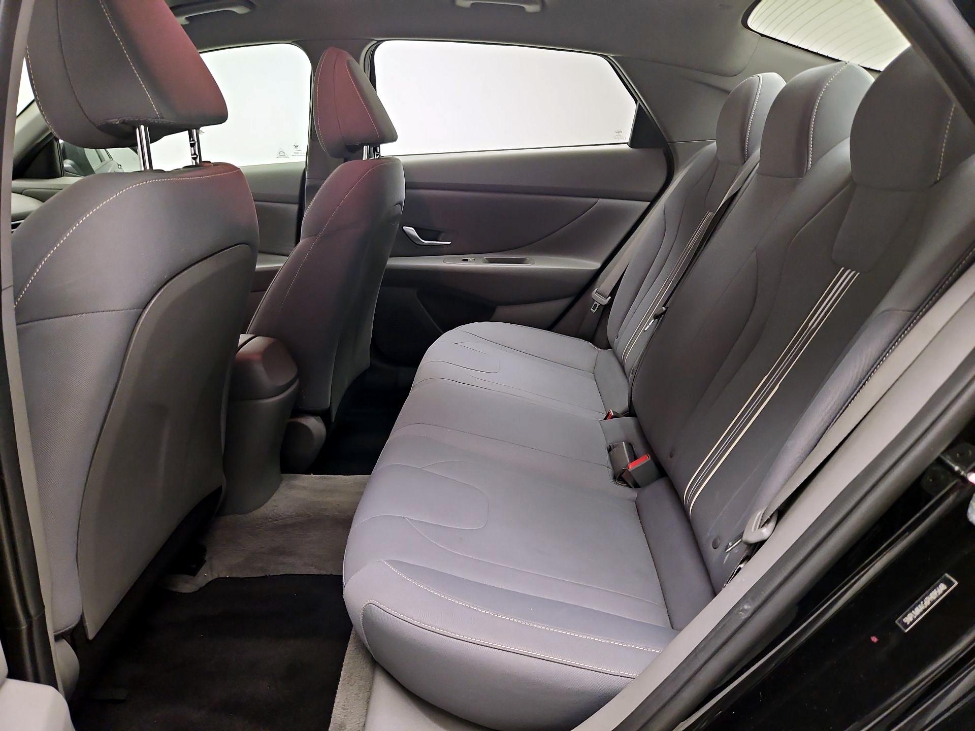 Thumbnail: 2023 Hyundai Elantra - 17