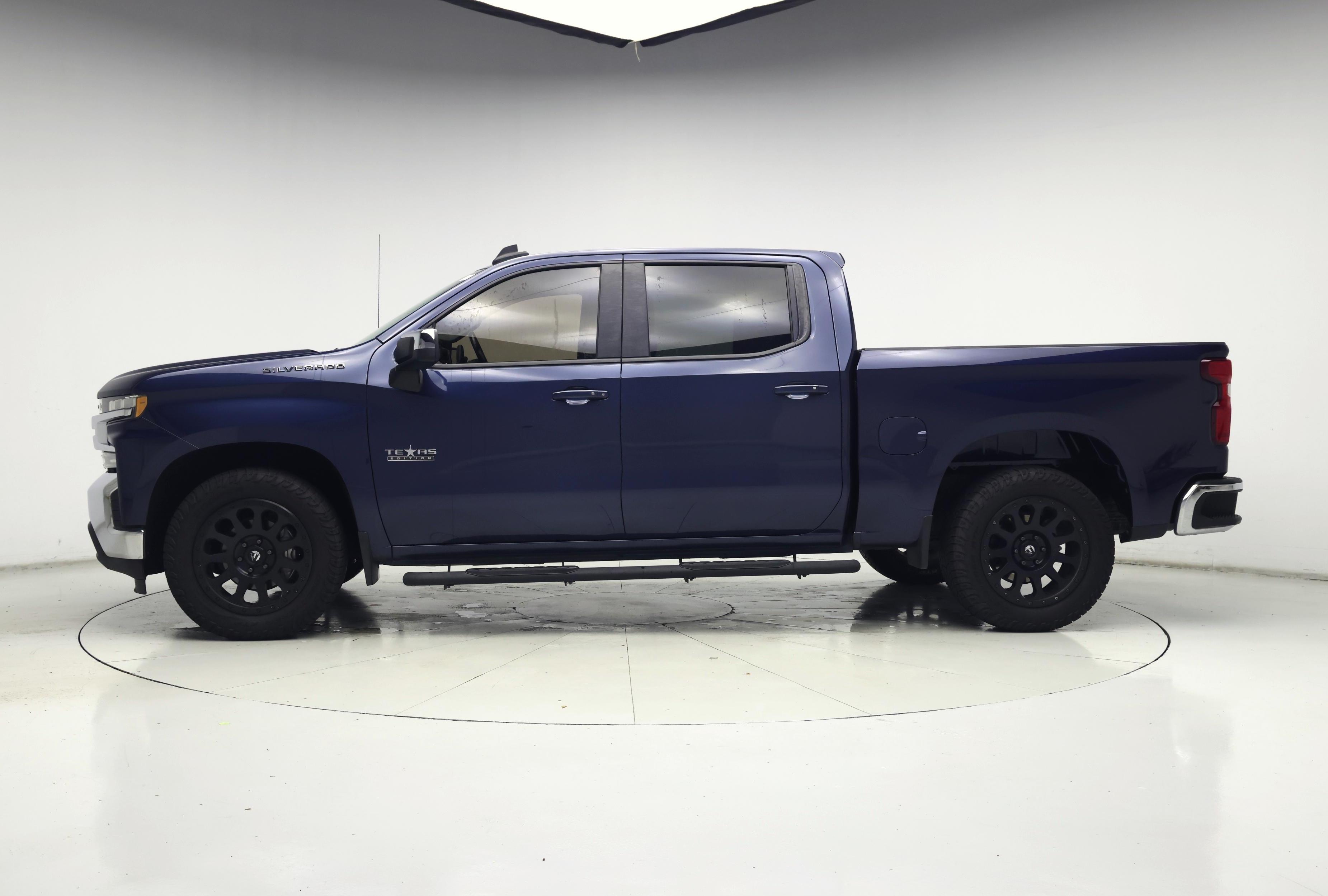 Thumbnail: 2019 Chevrolet Silverado 1500 - 3