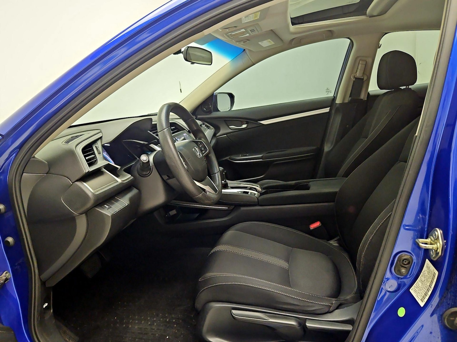 2017 Honda Civic EX-T - Photo 12
