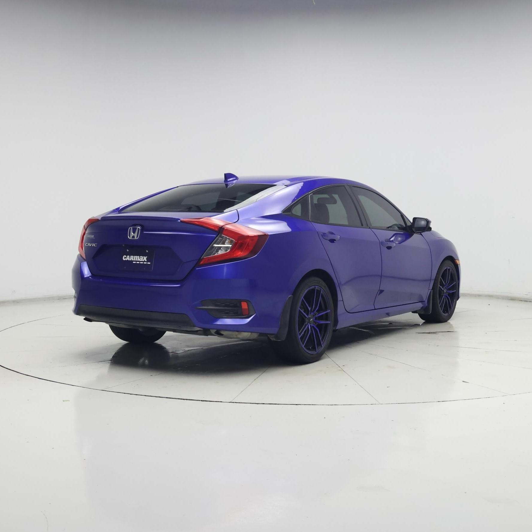 Thumbnail: 2017 Honda Civic - 8