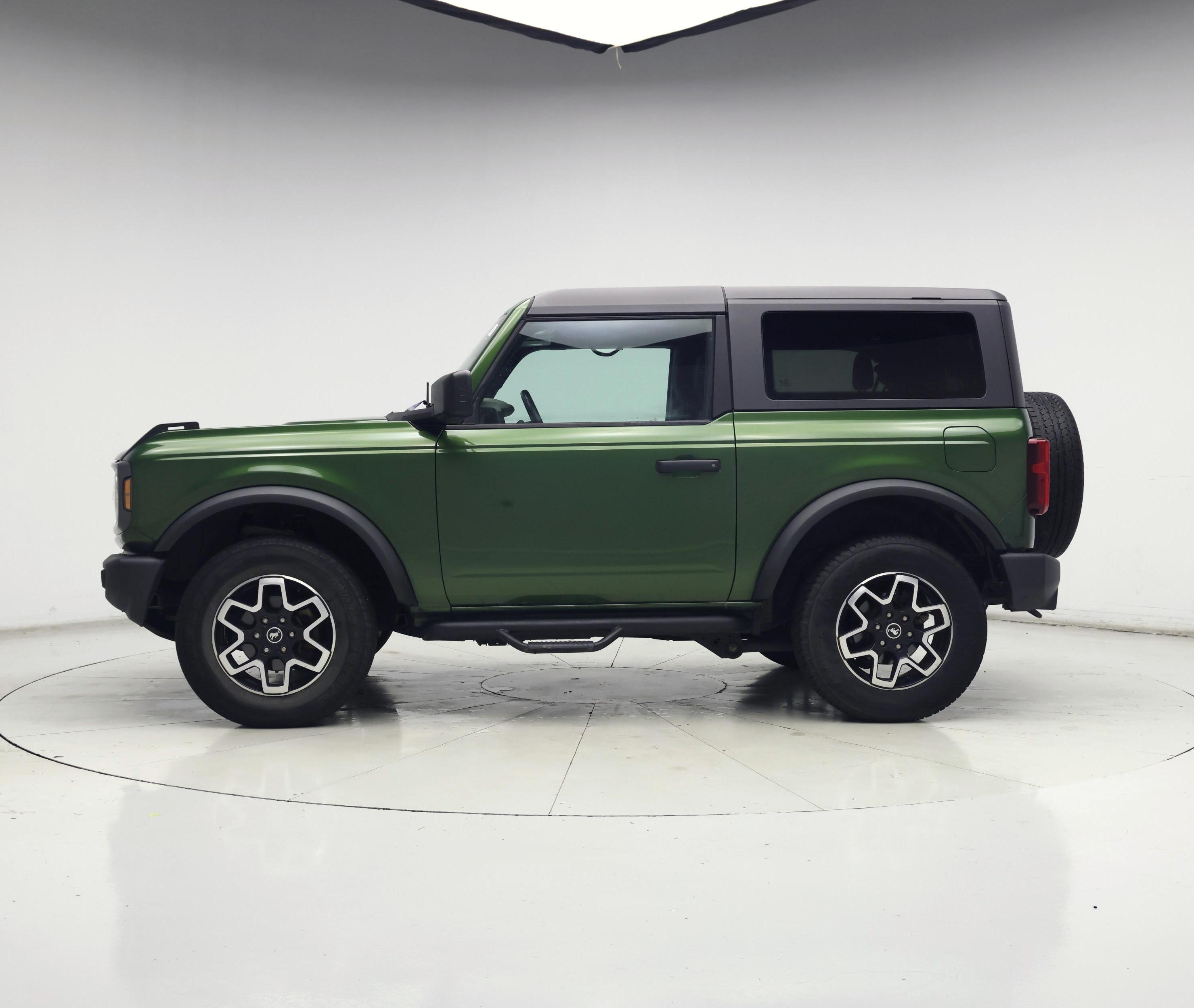 Thumbnail: 2023 Ford Bronco - 3