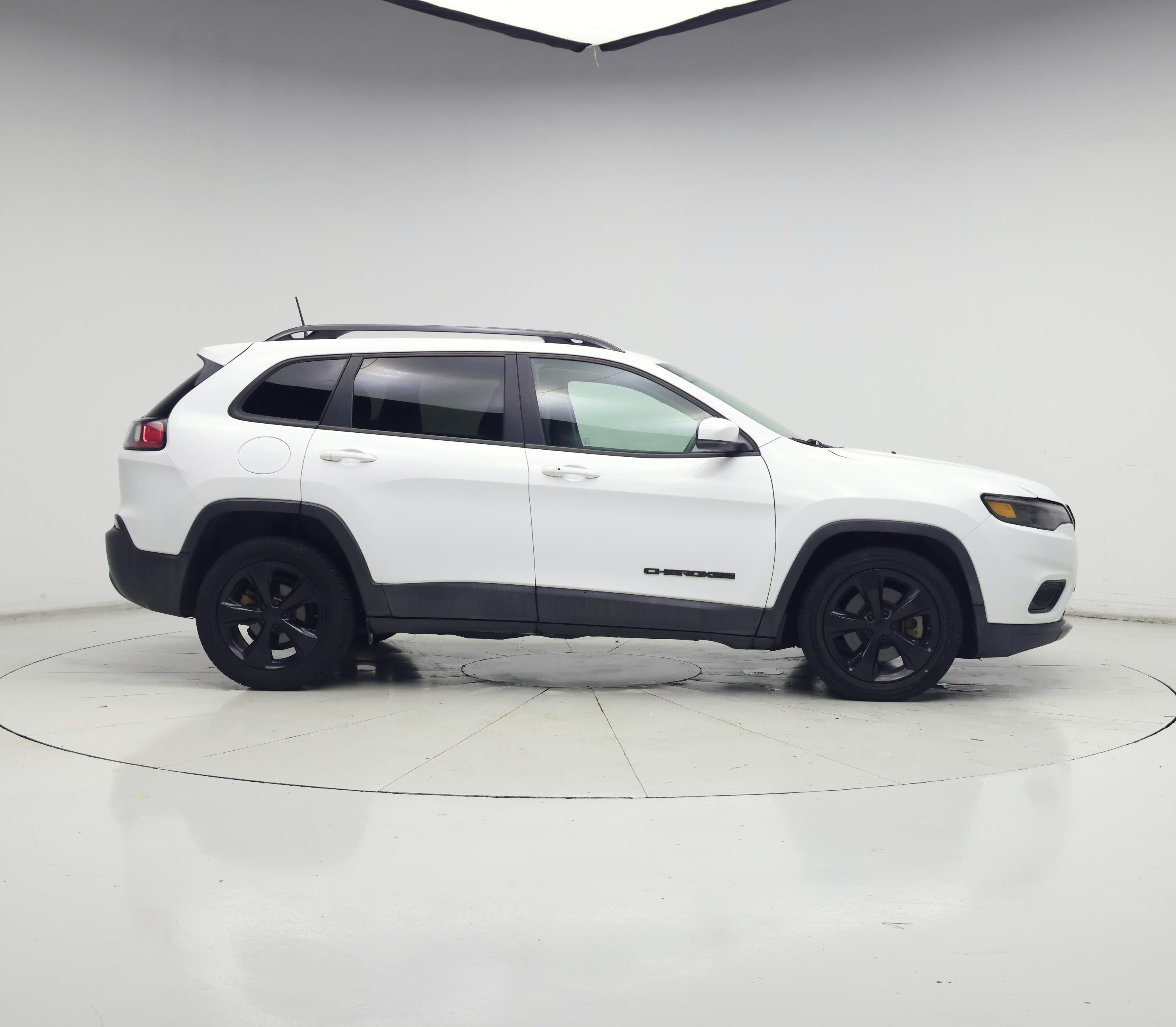 Thumbnail: 2019 Jeep Cherokee - 7