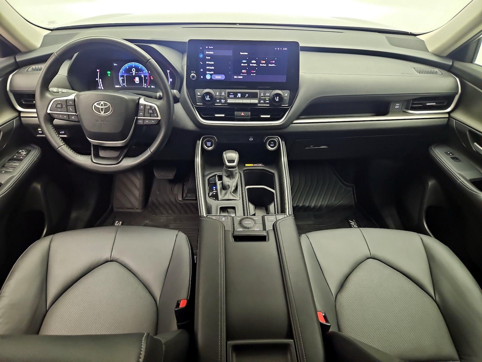 2025 Toyota Grand Highlander XLE - Photo 10